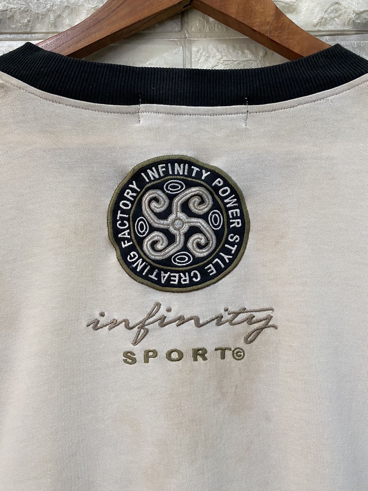 Japanese Brand × Vintage Vintage Infinity Sport Embroidery Logo OS T-Shirt Size US XL / EU 56 / 4 - 7 Thumbnail