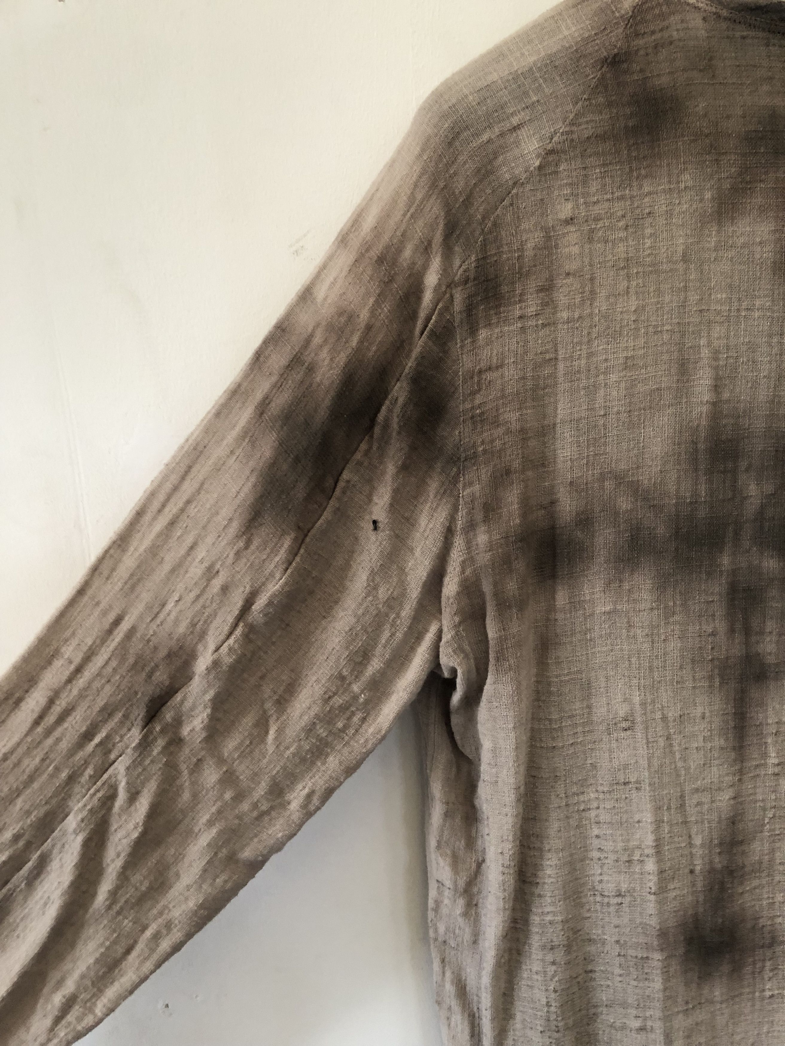 MAVRANYMA - hand dyed raglan t-shirt
