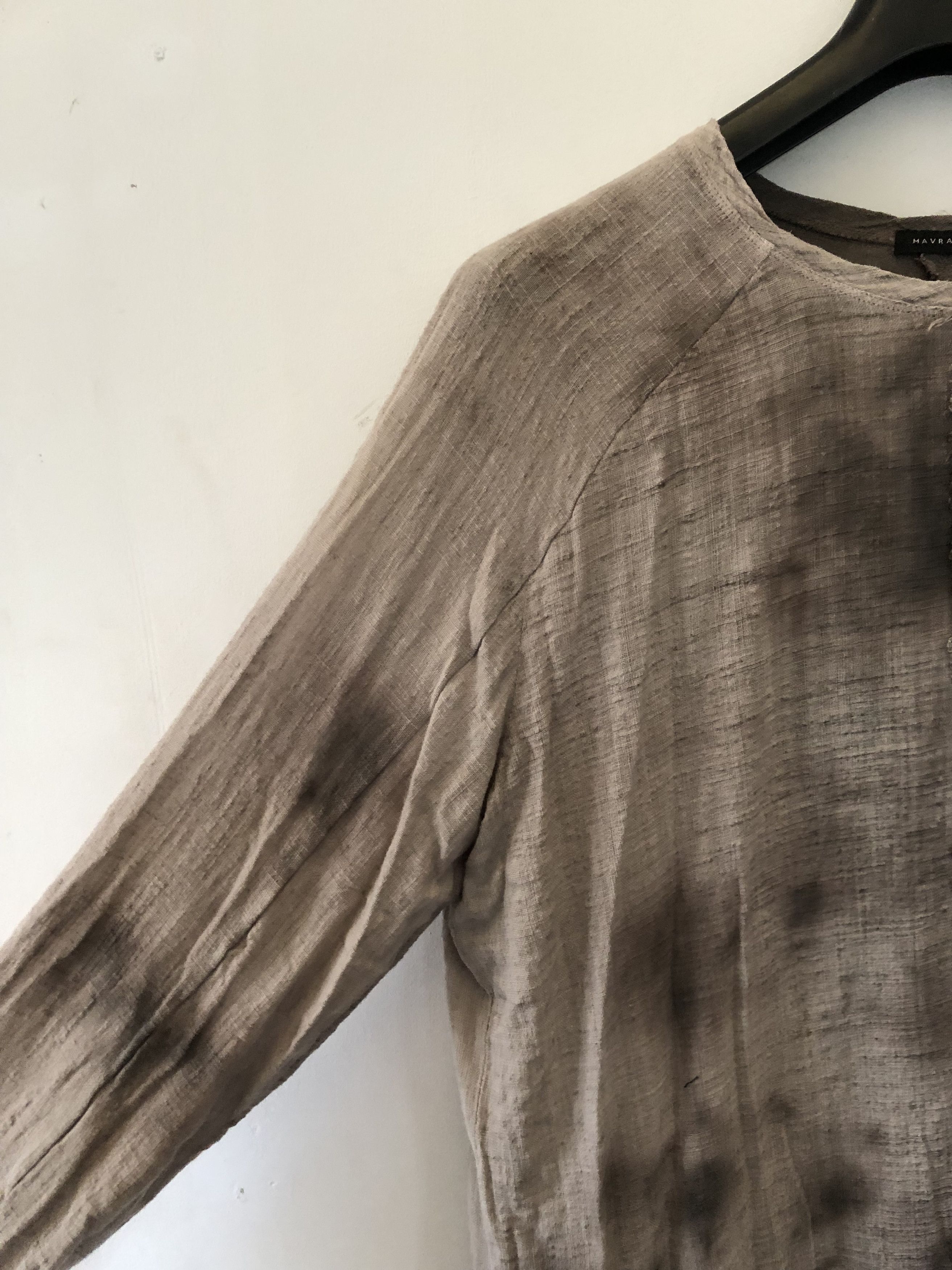 MAVRANYMA - hand dyed raglan t-shirt