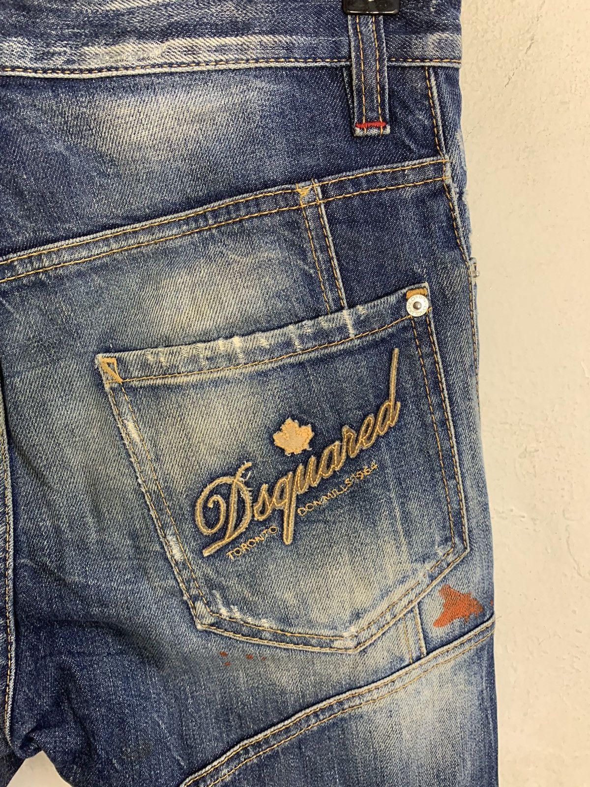 Dsquared2 90s Dsquared2 Toronto Distressed Raw Denim Jeans Size 30" / US 8 / IT 44 - 8 Thumbnail