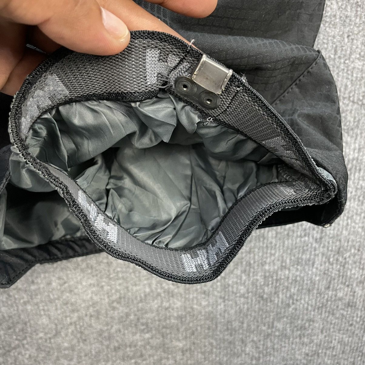 Helly Hansen Vintage Helly Hansen Black Tactical Pocket Ski Pants Size US 34 / EU 50 - 6 Thumbnail