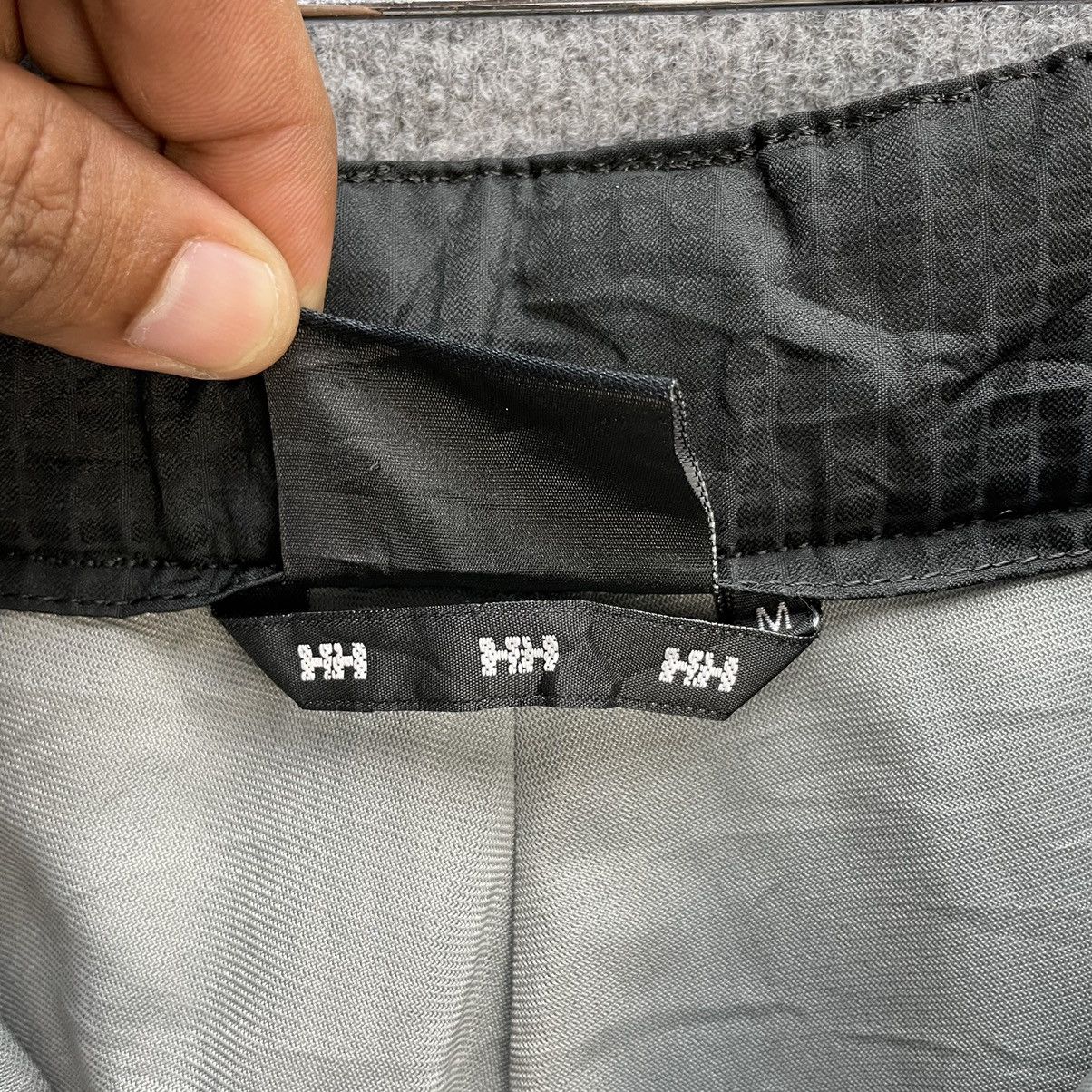 Helly Hansen Vintage Helly Hansen Black Tactical Pocket Ski Pants Size US 34 / EU 50 - 11 Thumbnail