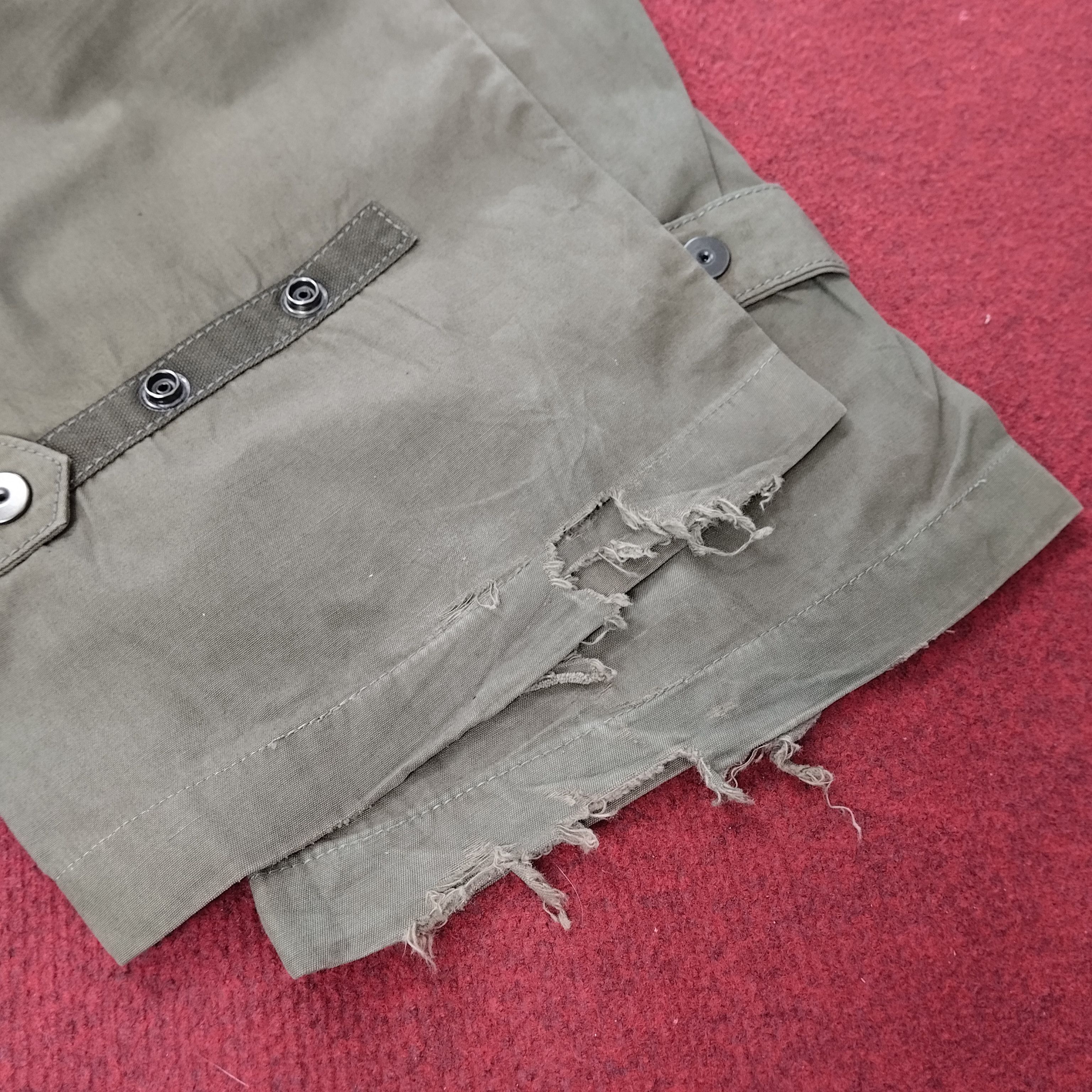 Japanese Brand × Vintage Blue Way Japanese Brand Cargo Style Parachute Pants Size US 32 / EU 48 - 13 Thumbnail