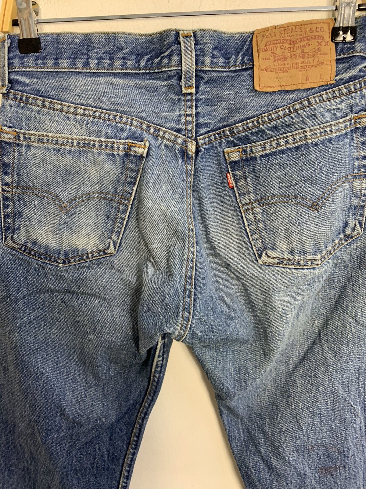 Levi's Vintage Clothing 90s Levis Lot 501 Buttonfly Denim Faded Jeans Size 28" / US 6 / IT 42 - 4 Thumbnail