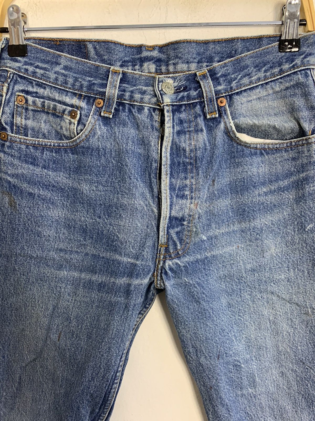 Levi's Vintage Clothing 90s Levis Lot 501 Buttonfly Denim Faded Jeans Size 28" / US 6 / IT 42 - 3 Thumbnail
