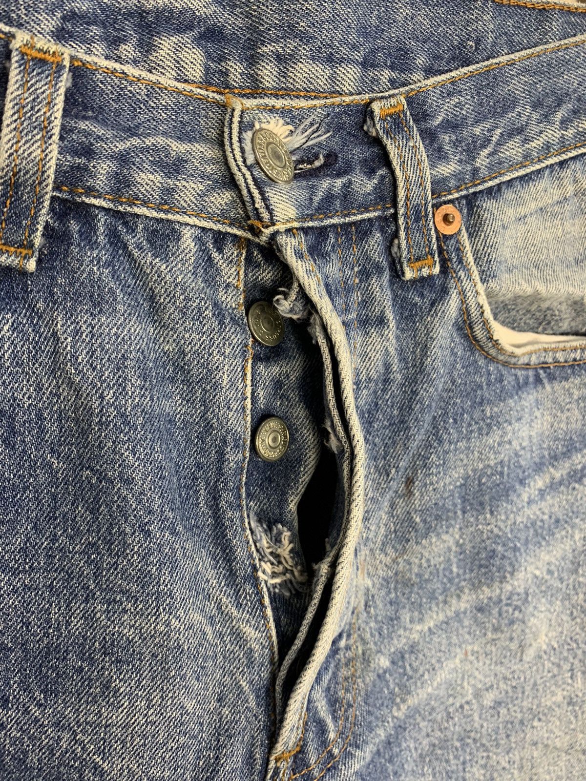 Levi's Vintage Clothing 90s Levis Lot 501 Buttonfly Denim Faded Jeans Size 28" / US 6 / IT 42 - 5 Thumbnail