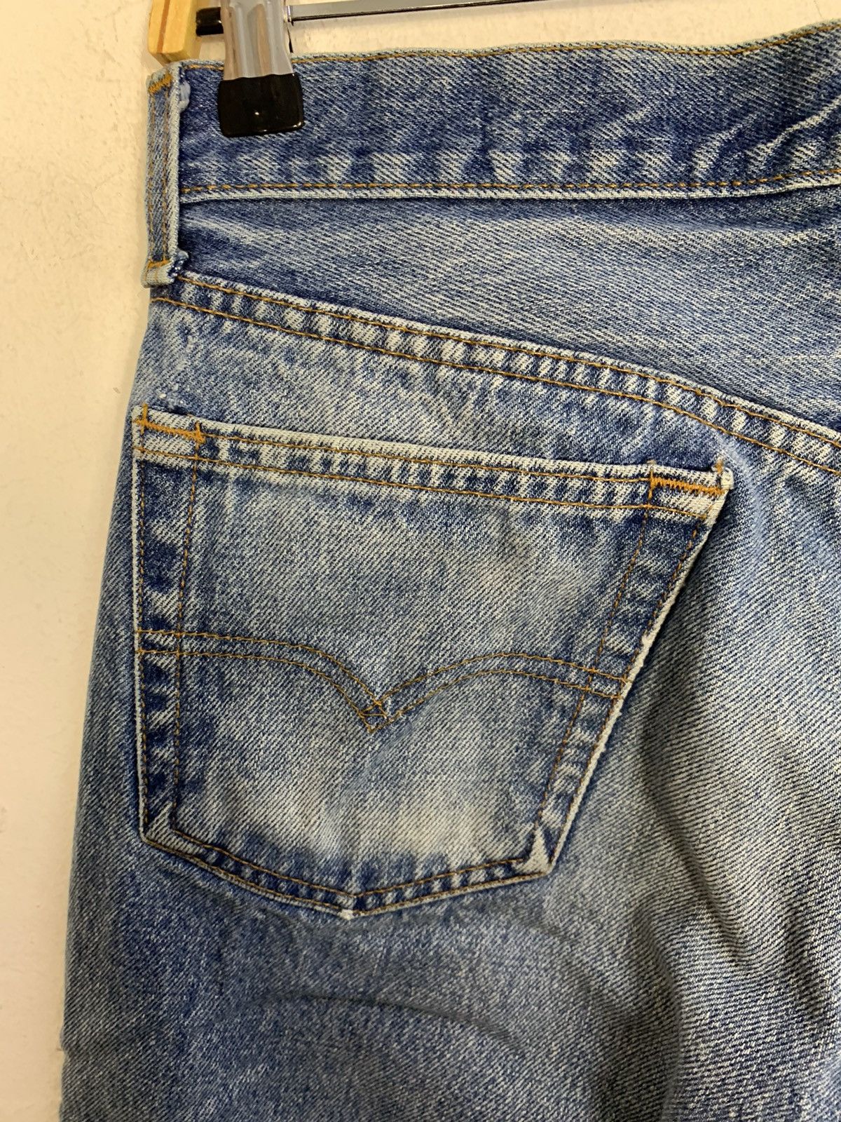 Levi's Vintage Clothing 90s Levis Lot 501 Buttonfly Denim Faded Jeans Size 28" / US 6 / IT 42 - 11 Thumbnail