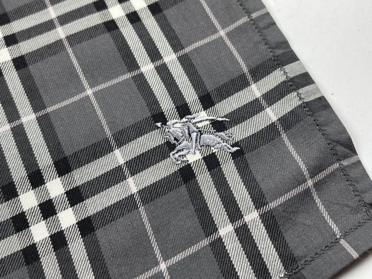 Burberry × Other burberry bandana handkerchief neckerchief scarf HC0677 Size ONE SIZE - 3 Thumbnail