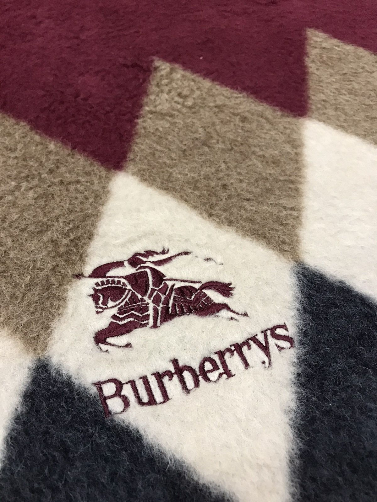 Burberry × Vintage VINTAGE BURBERRY WOOL BLANKET MAROON LARGE Size ONE SIZE - 2 Thumbnail