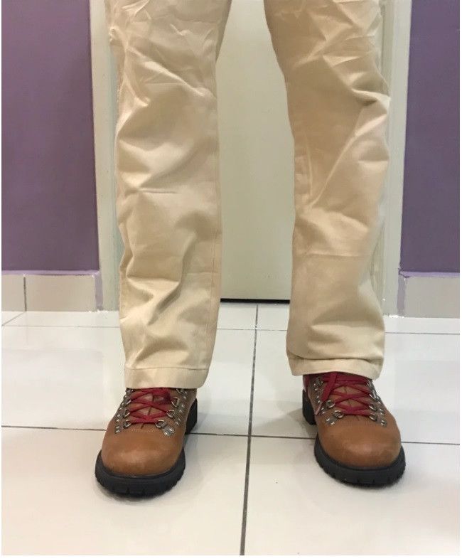 Edwin × Vintage OVER WORKS FACTORY EDWIN BEIGE CARGO PANTS DISTRESSED Size US 31 - 13 Thumbnail