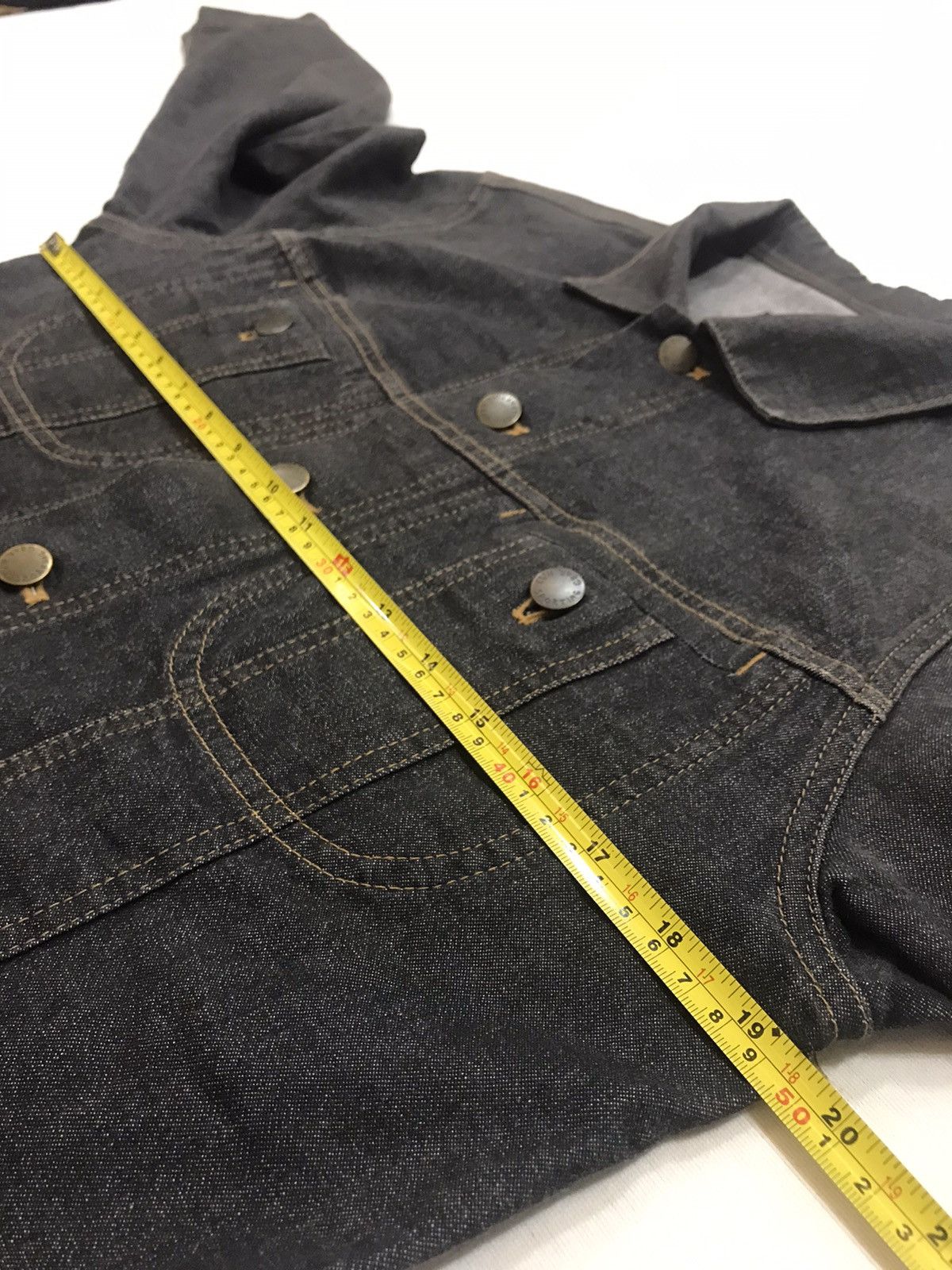 Hai Sporting Gear HAI SPORTING GEAR CROPPED STRETCHABLE DENIM JACKET MEDIUM Size US M / EU 48-50 / 2 - 3 Thumbnail