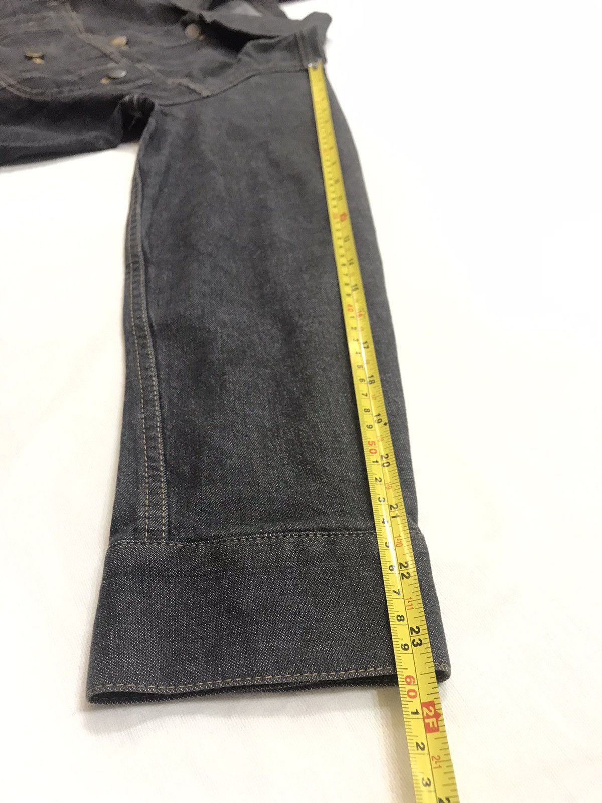 Hai Sporting Gear HAI SPORTING GEAR CROPPED STRETCHABLE DENIM JACKET MEDIUM Size US M / EU 48-50 / 2 - 5 Thumbnail