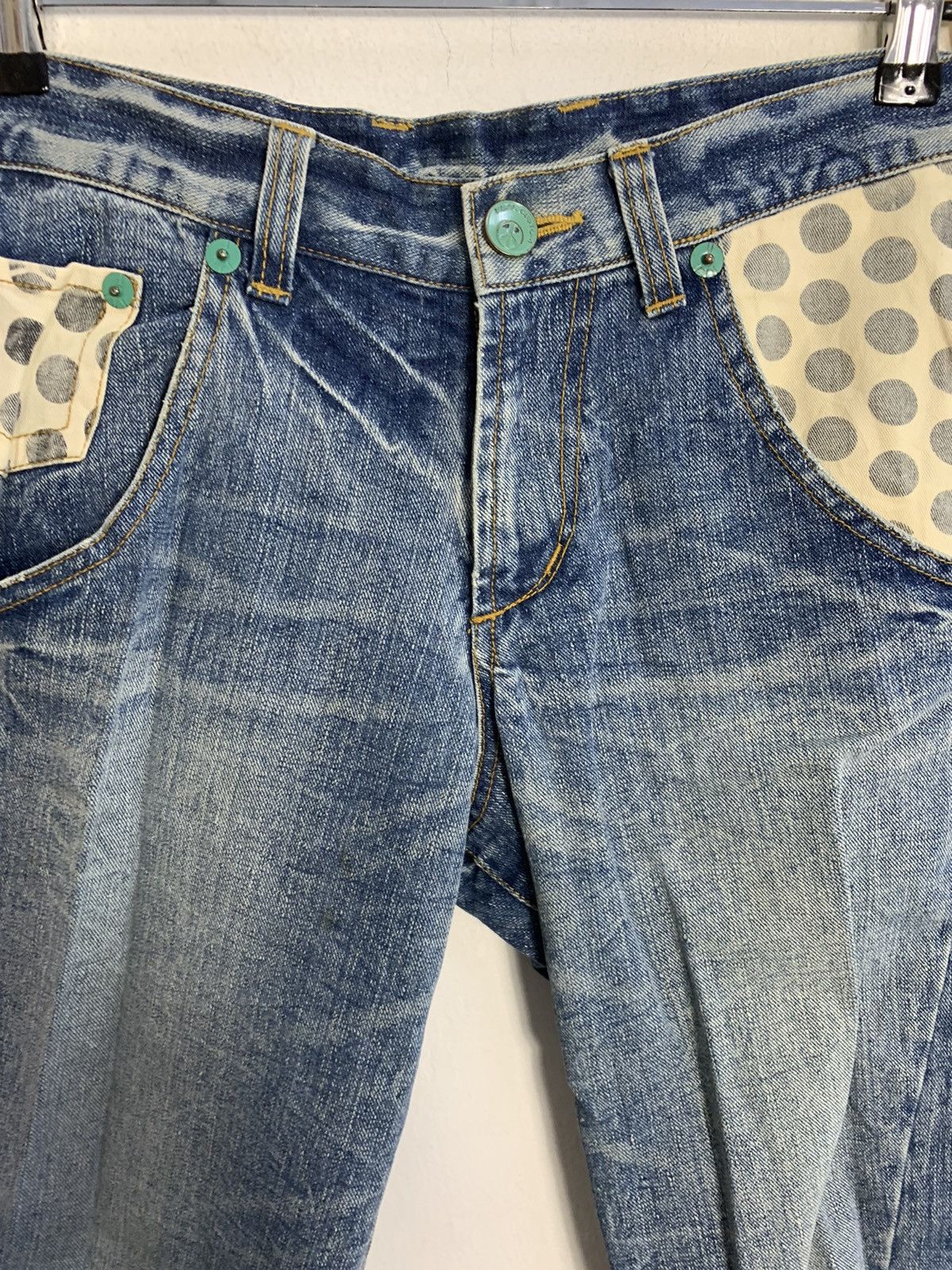 Japanese Brand 90s Natural Ware Cantwo Polkadot Pocket Buckle Back Jeans Size 30" / US 8 / IT 44 - 3 Thumbnail