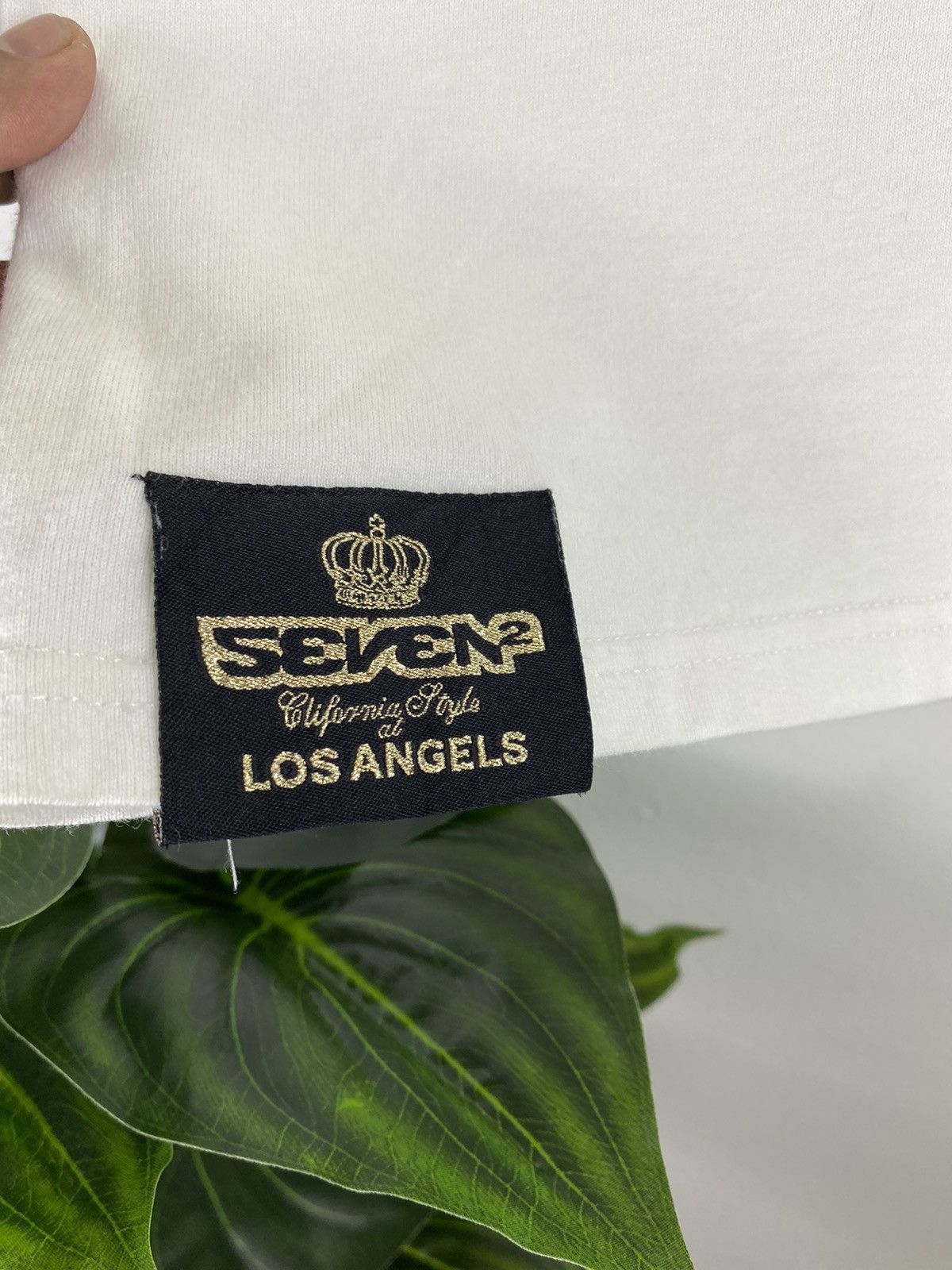 Vintage Vintage seven lv logo tee Size US M / EU 48-50 / 2 - 4 Thumbnail