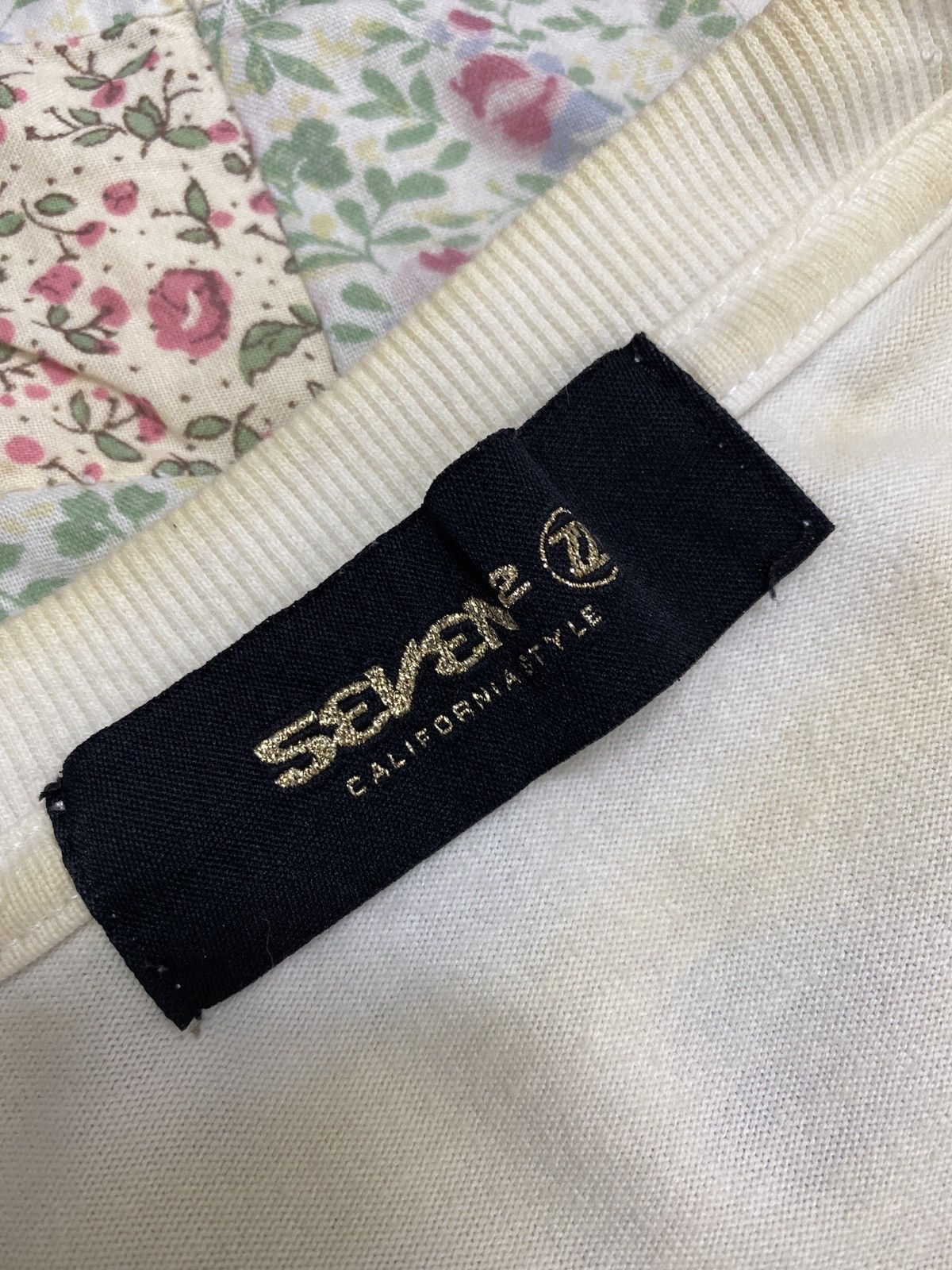 Vintage Vintage seven lv logo tee Size US M / EU 48-50 / 2 - 5 Thumbnail