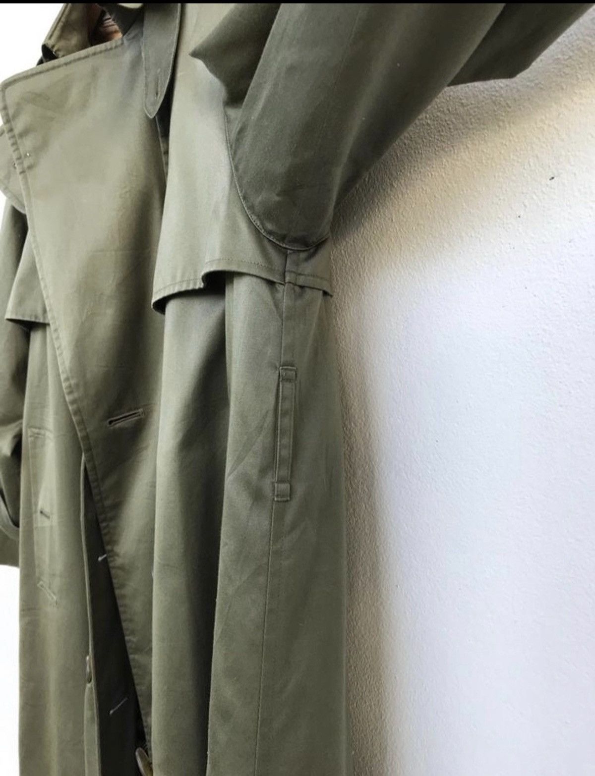 Burberry VINTAGE BURBERRYS LONG COAT NOVACHECK LINING Size US L / EU 52-54 / 3 - 18 Thumbnail