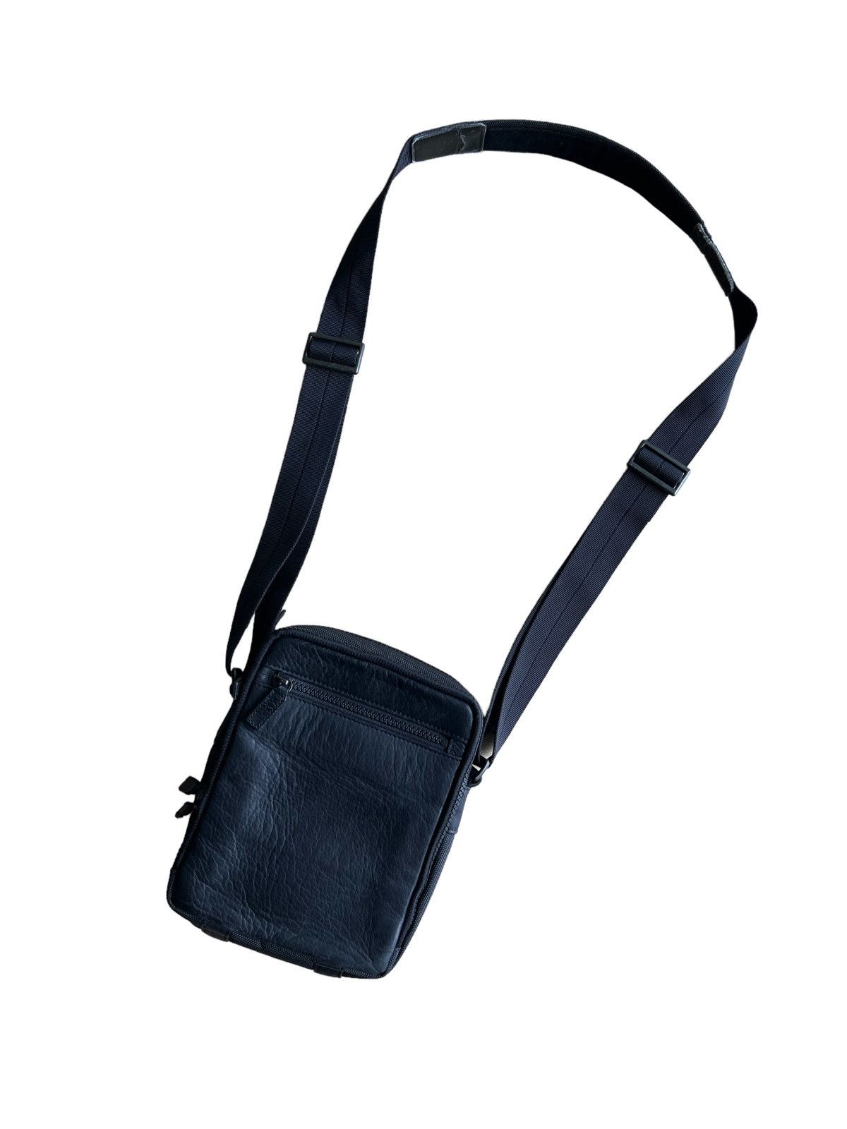 Lanvin GRAIL🔥OG Lanvin Genuine Leather Black Minimal Crossbody Bag Size ONE SIZE - 4 Thumbnail