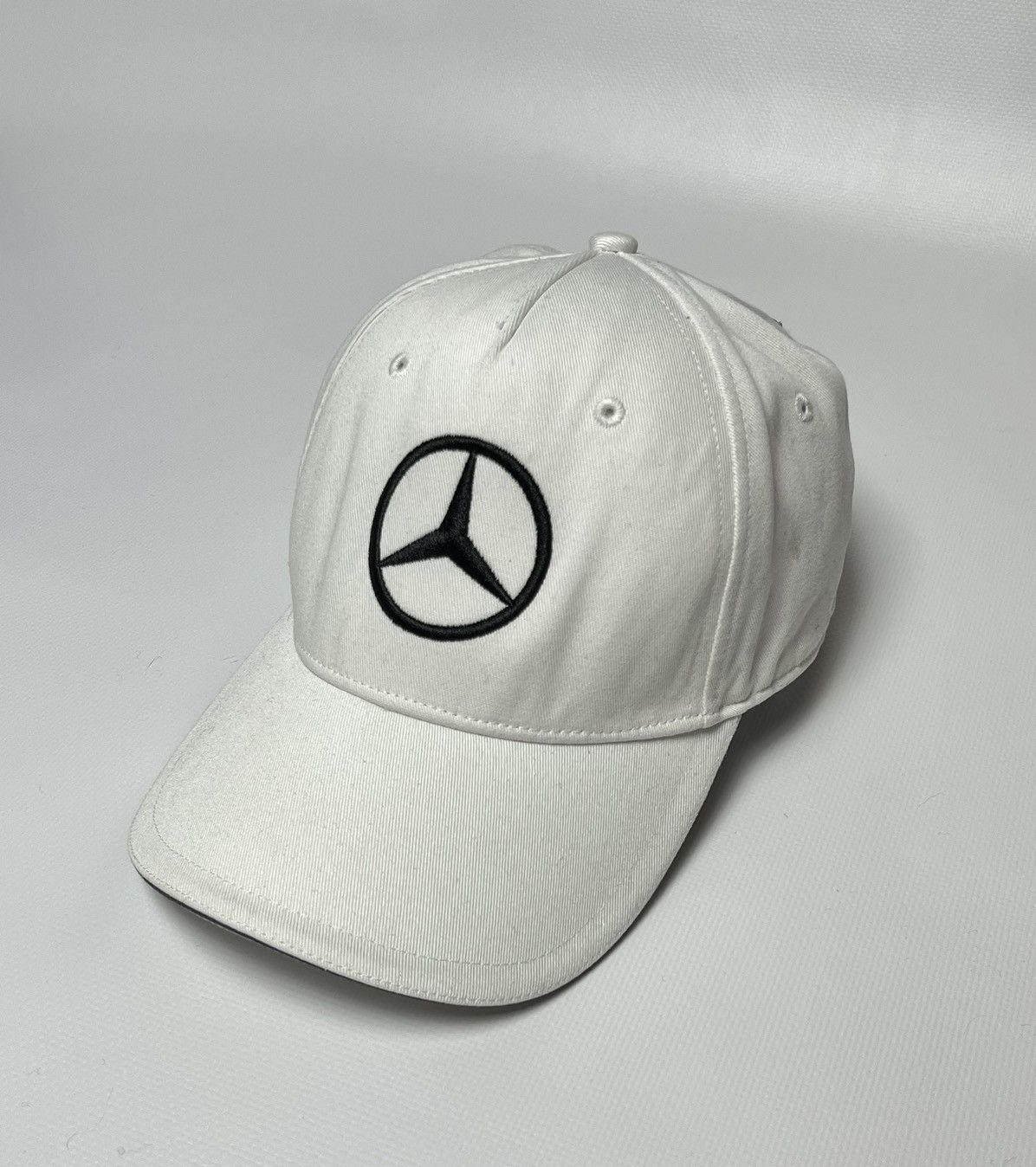 Formula 1 × Mercedes-Benz × Vintage Vintage Mersedes-Benz Amg Grand prix petronas f1 formula Size ONE SIZE - 7 Thumbnail