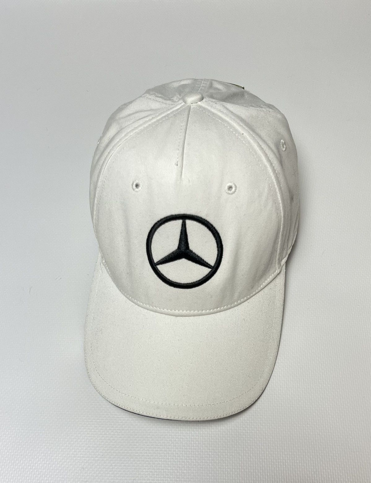 Formula 1 × Mercedes-Benz × Vintage Vintage Mersedes-Benz Amg Grand prix petronas f1 formula Size ONE SIZE - 2 Thumbnail