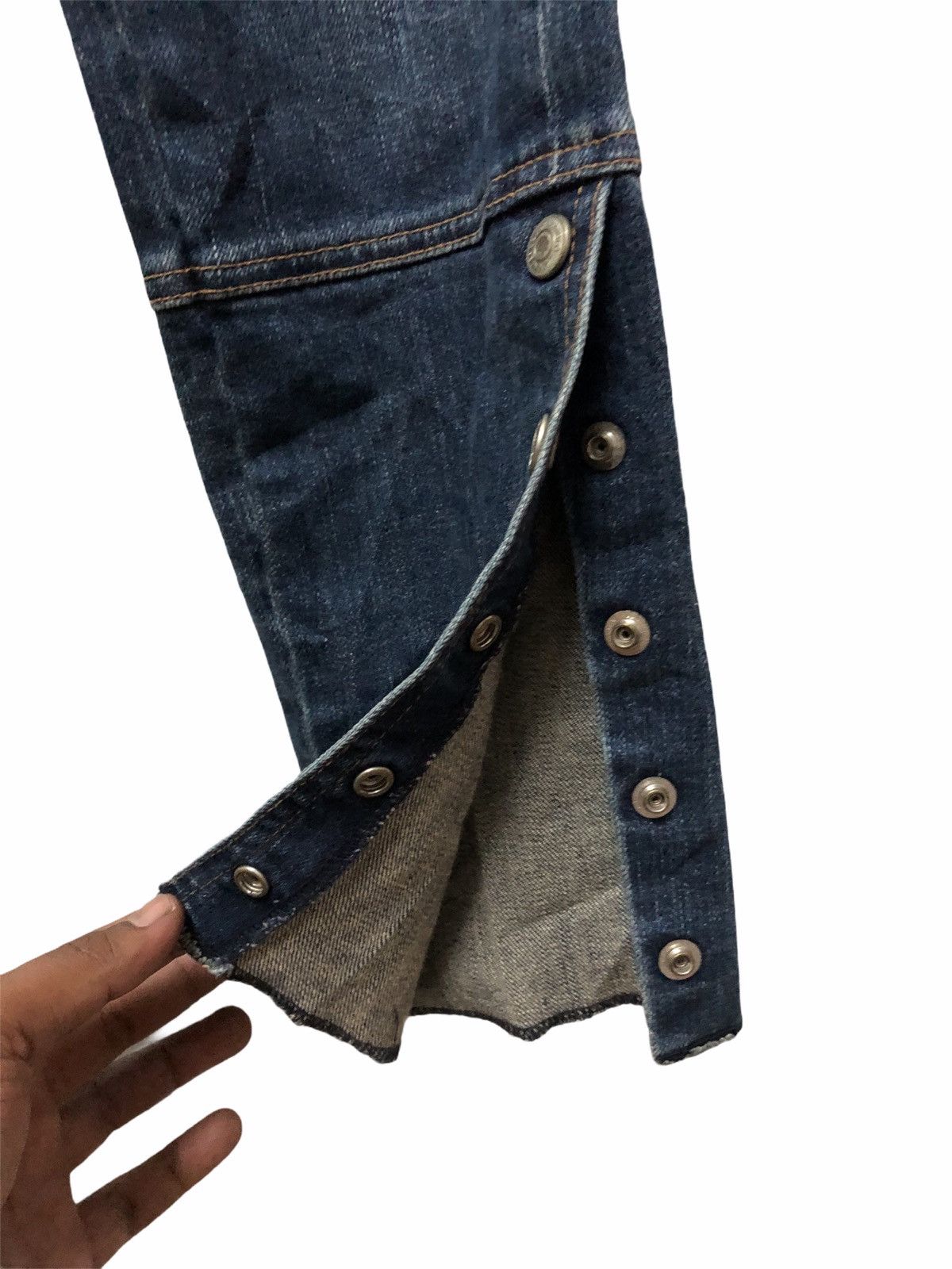 Undercover × Uniqlo UNDERCOVER X UNIQLO JEANS Size US 29 - 12 Thumbnail