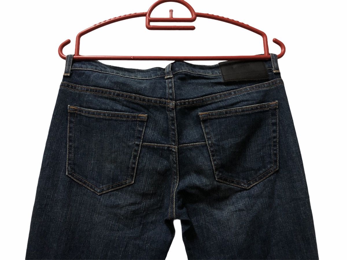 Undercover × Uniqlo UNDERCOVER X UNIQLO JEANS Size US 29 - 14 Thumbnail