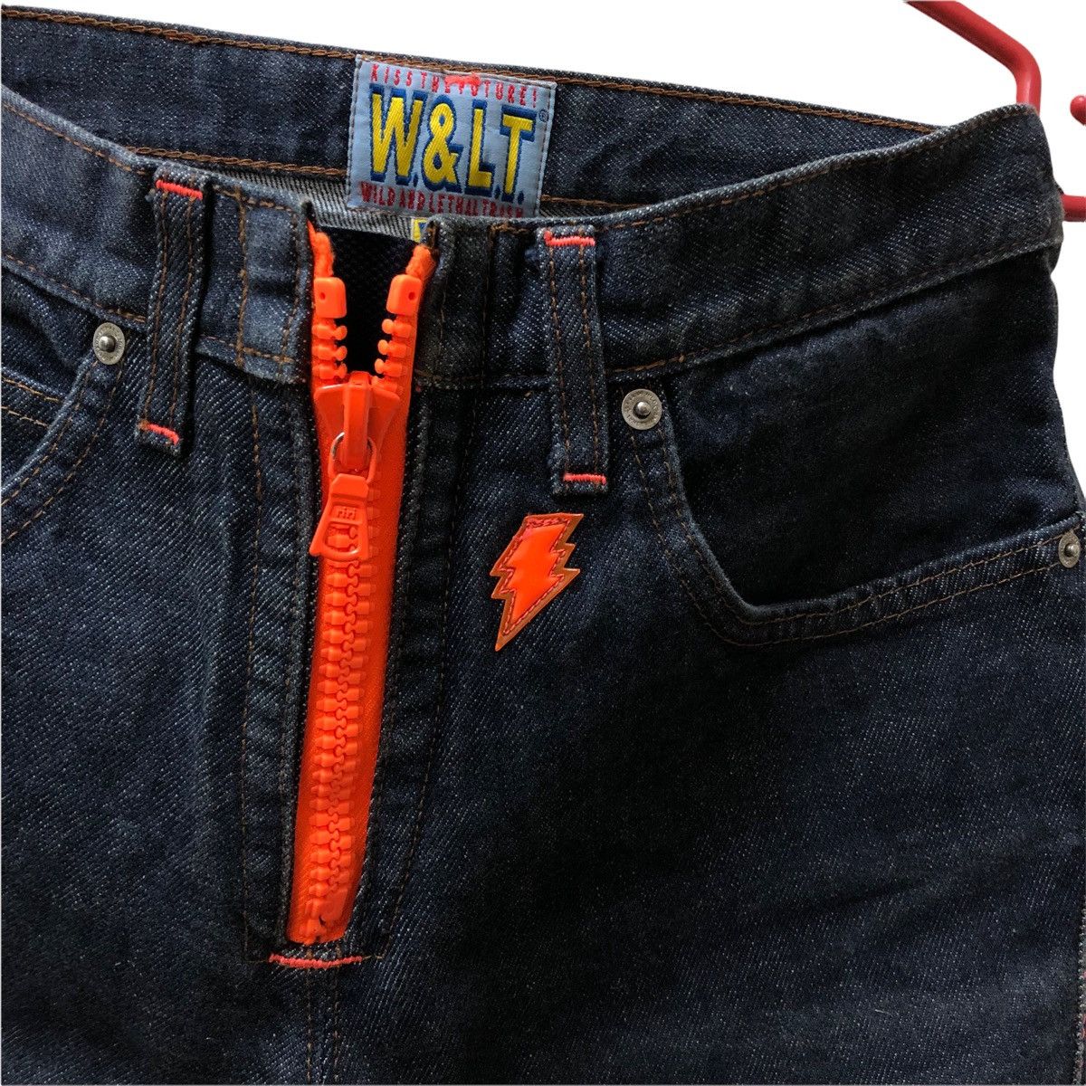 W&LT KISS THE FUTURE W.&LT WILD AND LETHAL TRASH DENIM Size US 27 - 3 Thumbnail