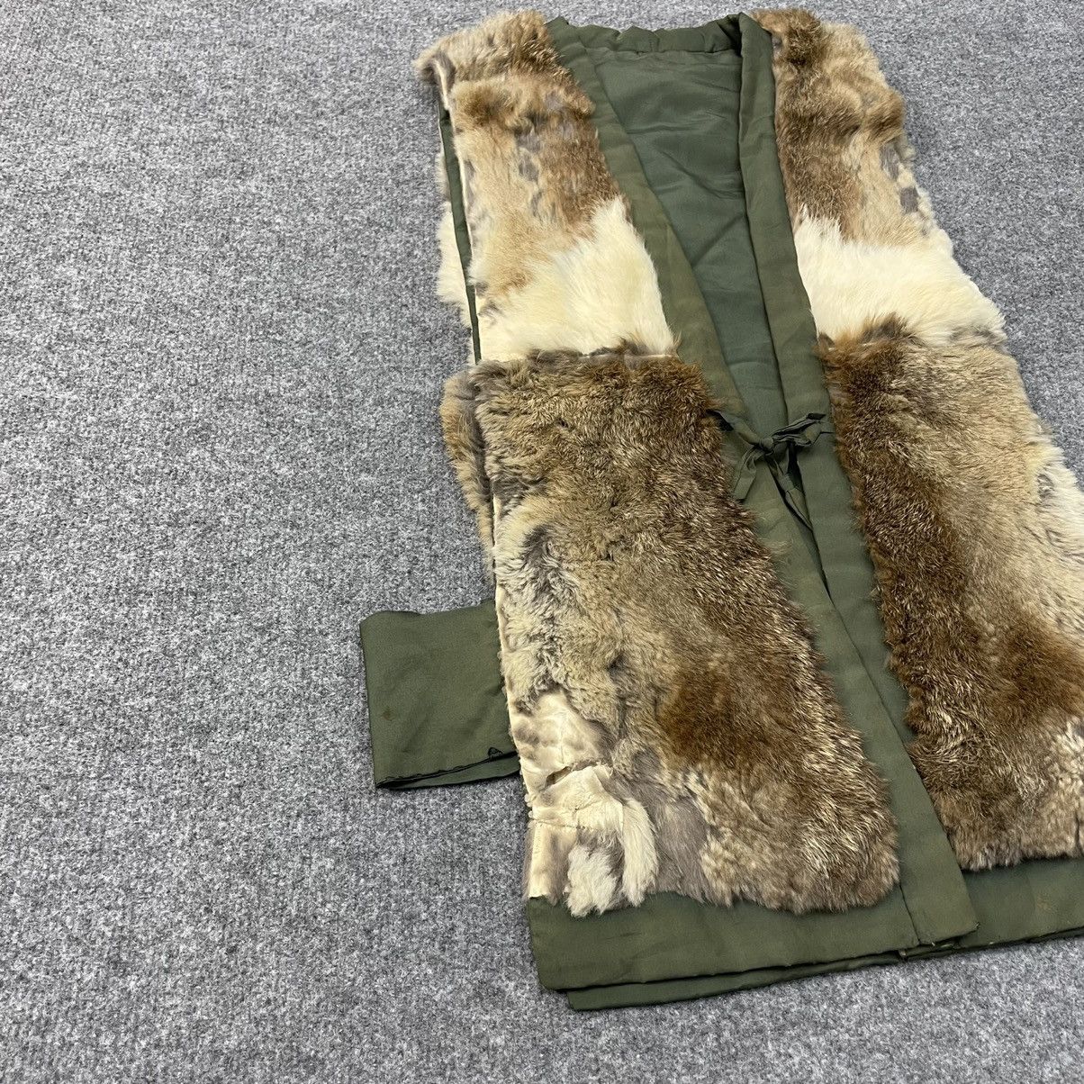 Japanese Brand × Vintage Vintage Japanese Real Fur Vest Size US M / EU 48-50 / 2 - 3 Thumbnail