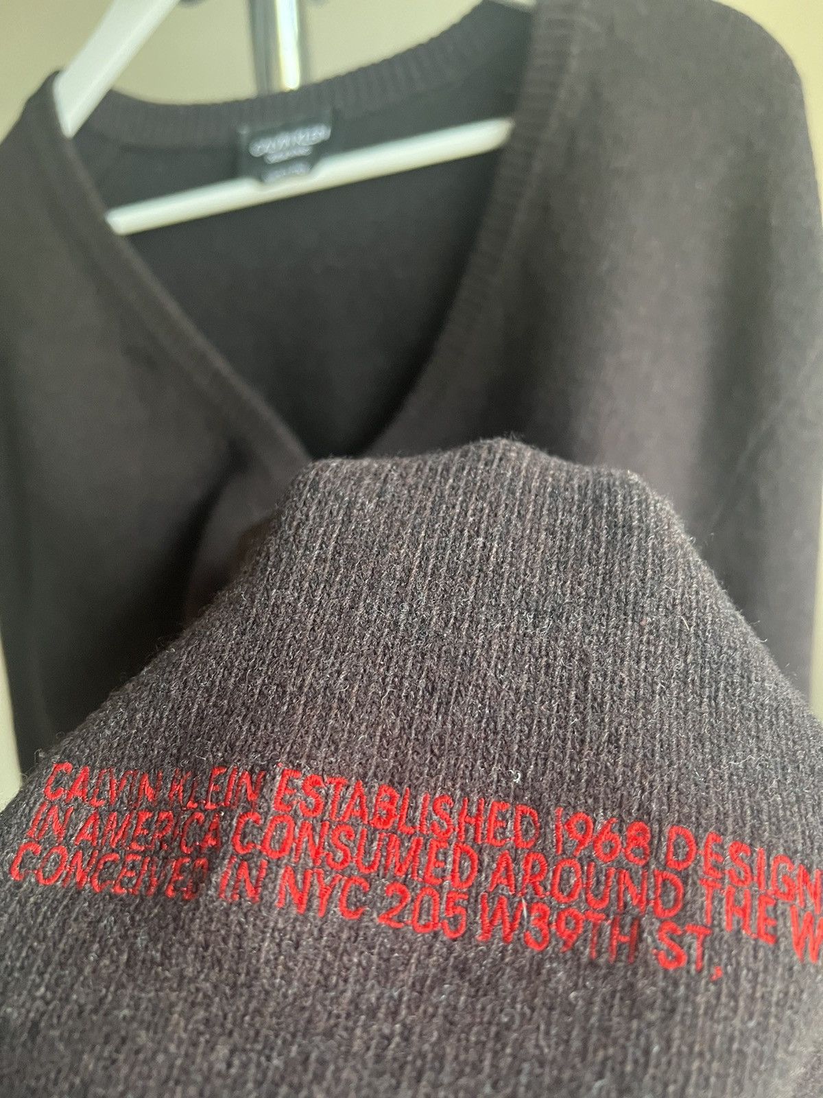 Calvin Klein 205W39NYC Raf Simons x Calvin Klein 205W39NYC V-neck Sweatshirt Size US M / EU 48-50 / 2 - 2 Thumbnail