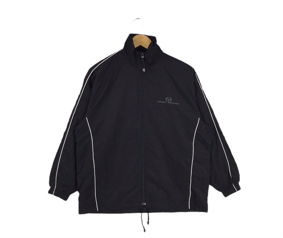 Sergio Tacchini Vintage Sergio Tacchini Light Jacket Zip Up Windbreaker Size US S / EU 44-46 / 1 - 1 Thumbnail