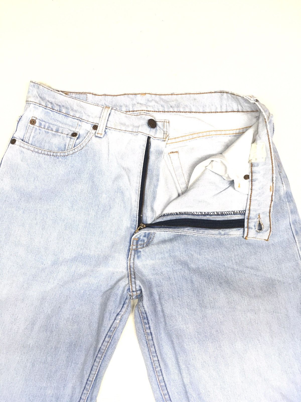 Levi's × Vintage Vintage 1996 Levi’s 510 light blue wash distressed denim Size US 32 / EU 48 - 5 Thumbnail