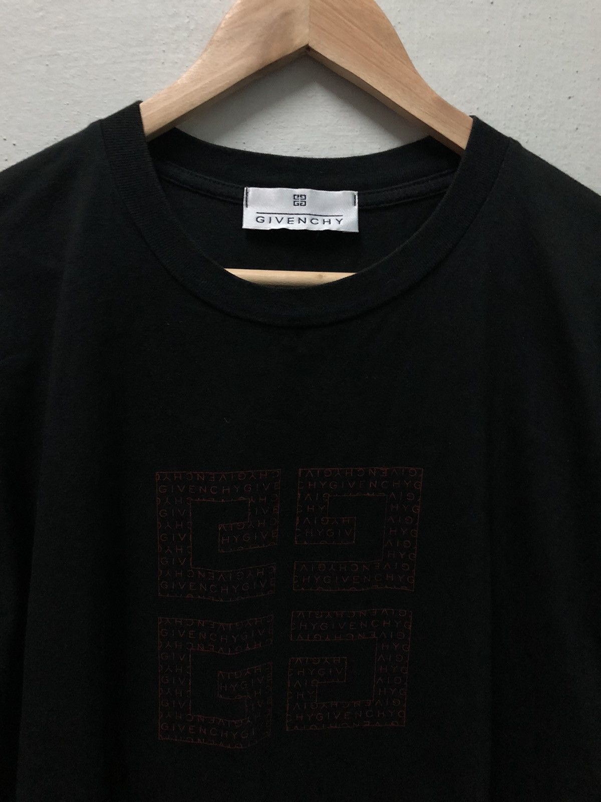 Givenchy Givenchy T-shirt Big Logo Size US S / EU 44-46 / 1 - 3 Thumbnail