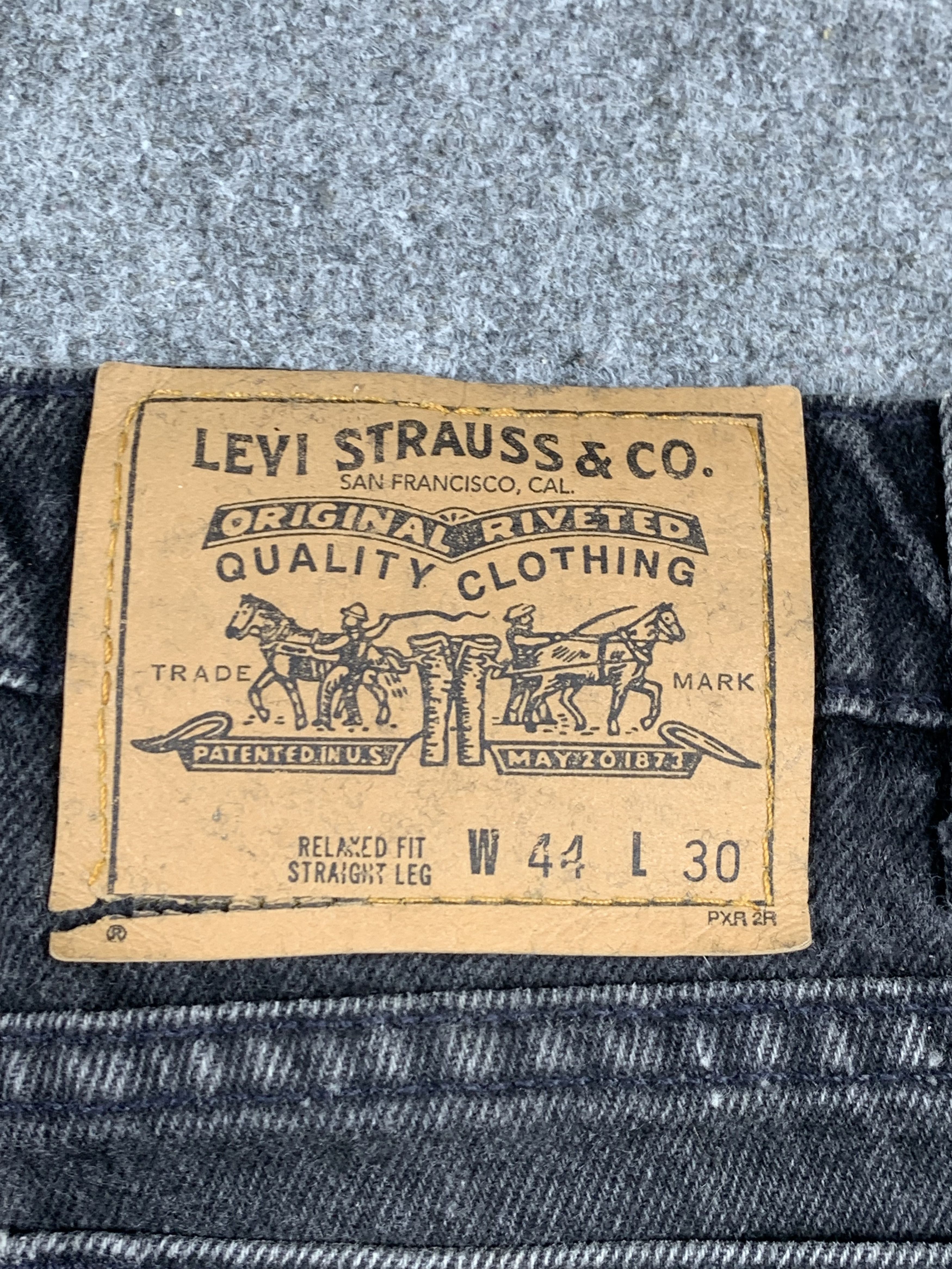 Levi's Vintage 90s Levis White Tab Black Jeans Oversized DP2137 Size US 42 / EU 58 - 5 Thumbnail