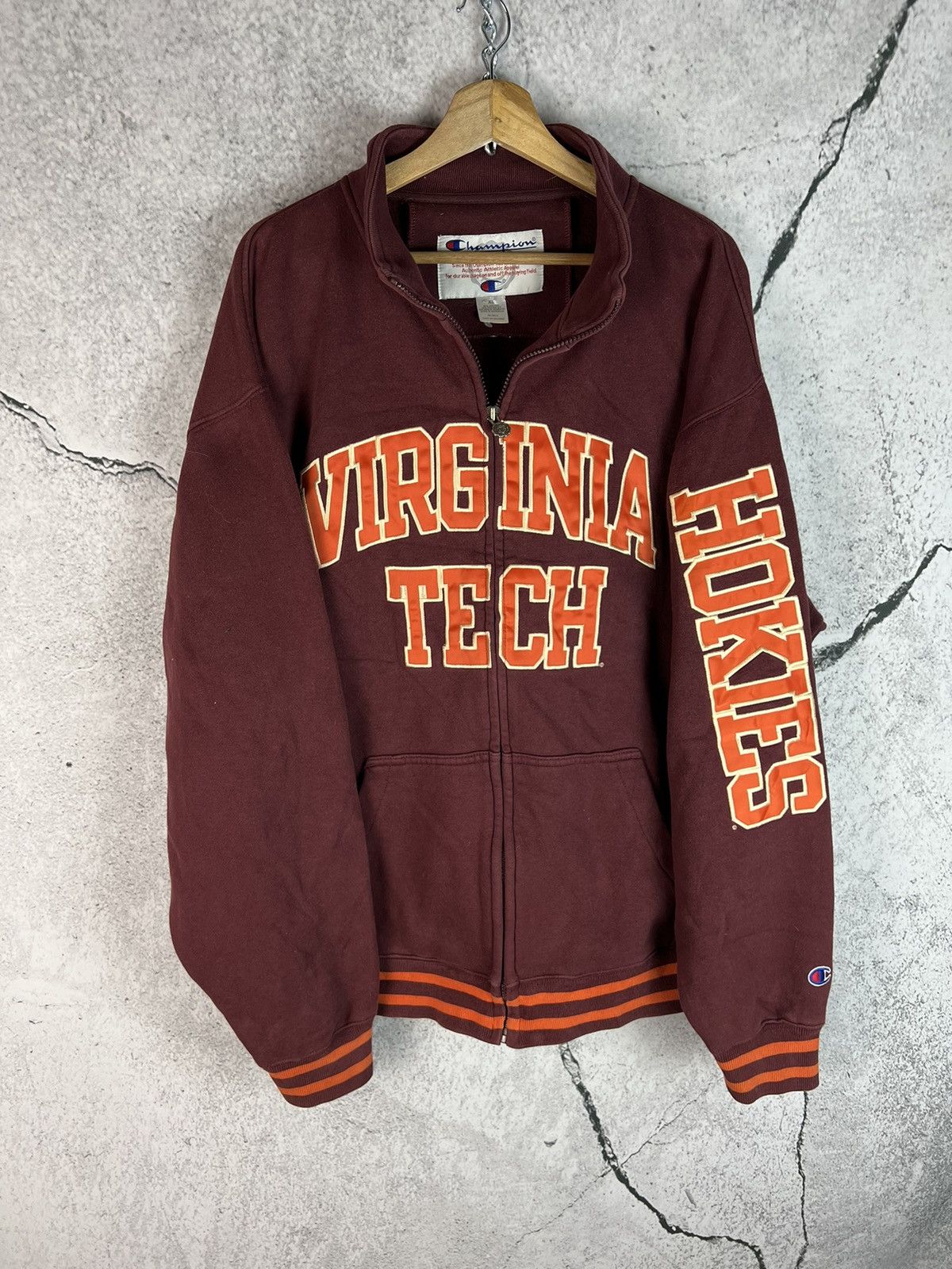 Champion Vintage champion Virginia Tech Hokies zip sweatshirt Size US XL / EU 56 / 4 - 1 Thumbnail