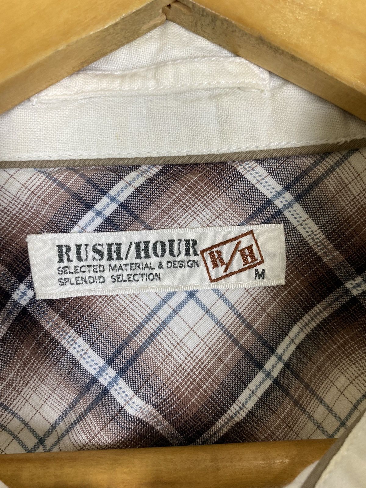 Other Rush Hour Button Stone Style - Medium Size Size US M / EU 48-50 / 2 - 6 Thumbnail