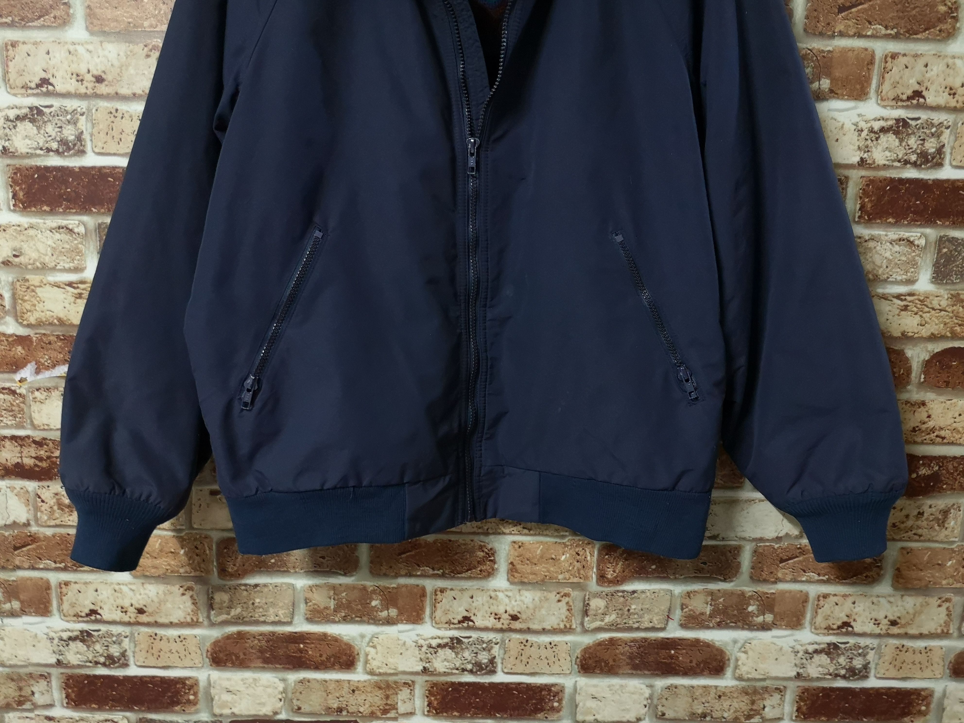Vintage Vintage Uness Jacket Nice Design Size US L / EU 52-54 / 3 - 3 Thumbnail