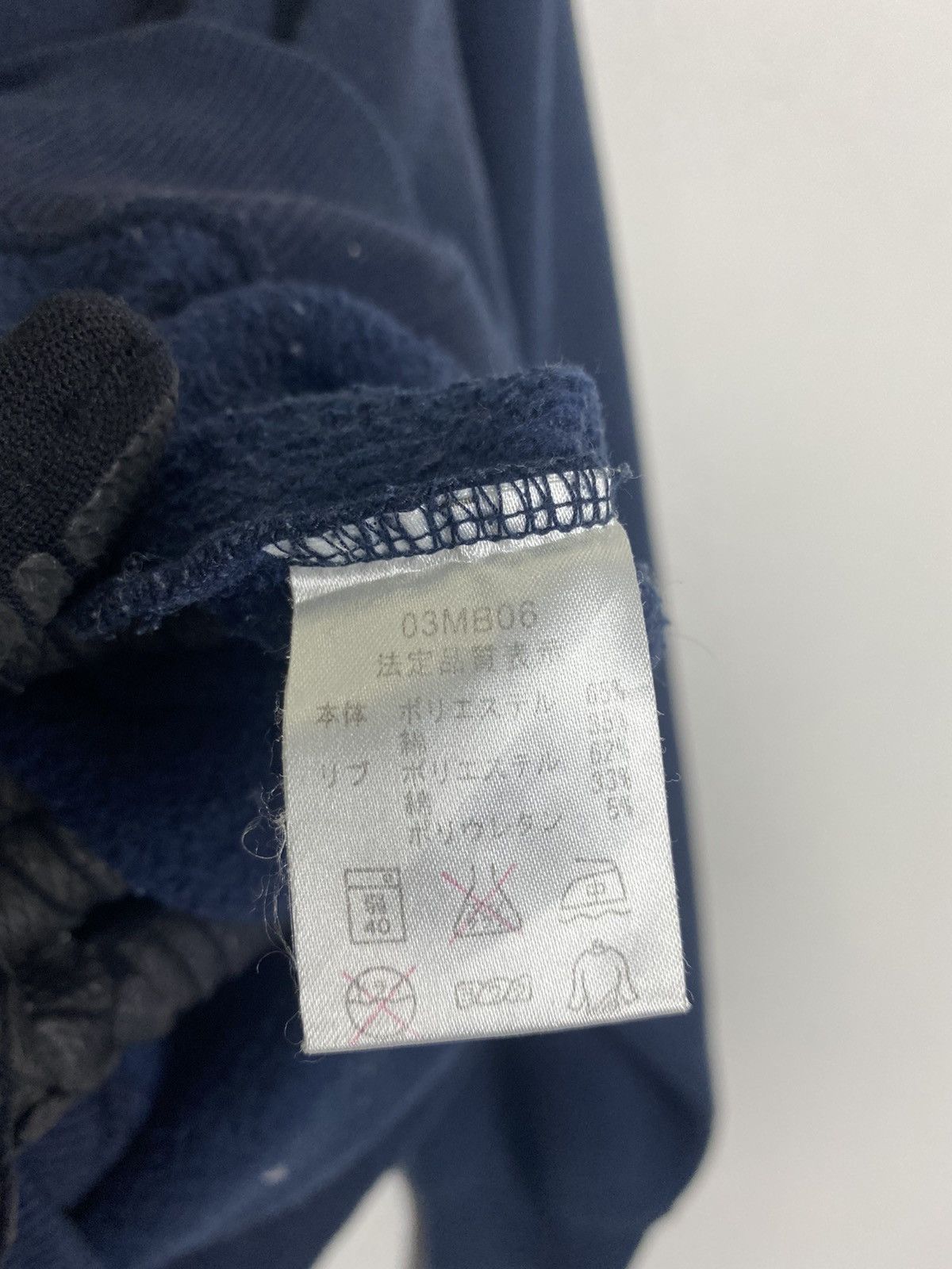 Hanes × Vintage VINTAGE NORTH CAROLINA HANES SWEATSHIRT Size US M / EU 48-50 / 2 - 7 Thumbnail
