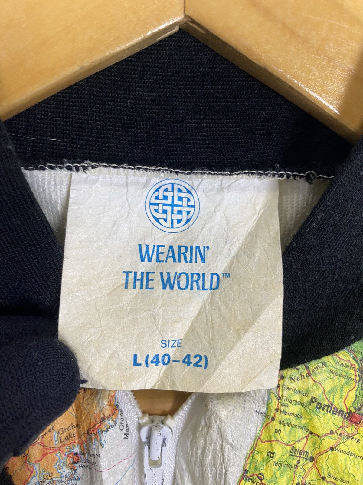 Vintage 🔥RARE🔥VINTAGE 1989 WEARING THE WORLD SWEATER Size US L / EU 52-54 / 3 - 22 Thumbnail