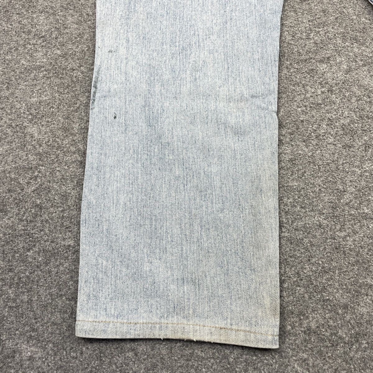 Levi's × Vintage Vintage Levi's 554 Blue Light Wash - wc 272 Size US 37 - 13 Thumbnail