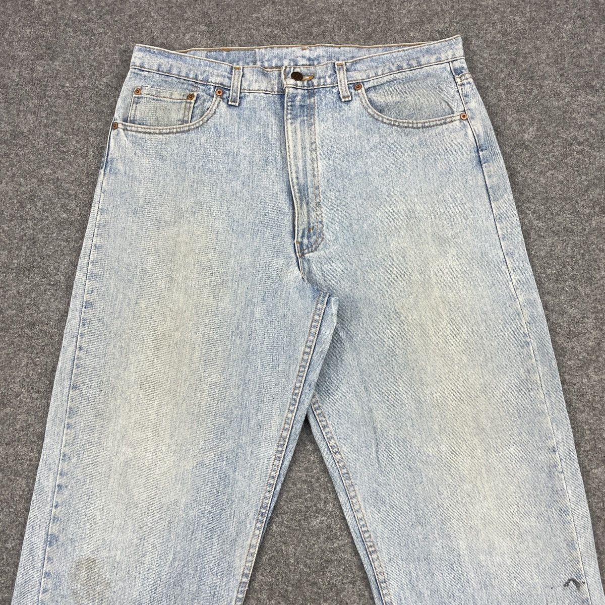Levi's × Vintage Vintage Levi's 554 Blue Light Wash - wc 272 Size US 37 - 4 Thumbnail