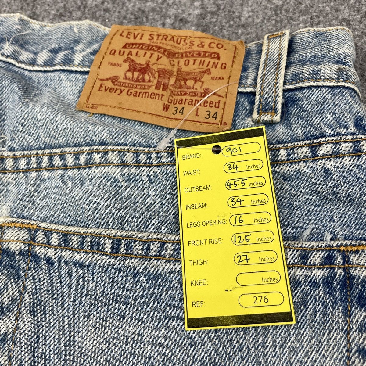 Levi's × Vintage Vintage Levi's 901 Blue Light Wash - wc 276 Size US 34 / EU 50 - 14 Thumbnail