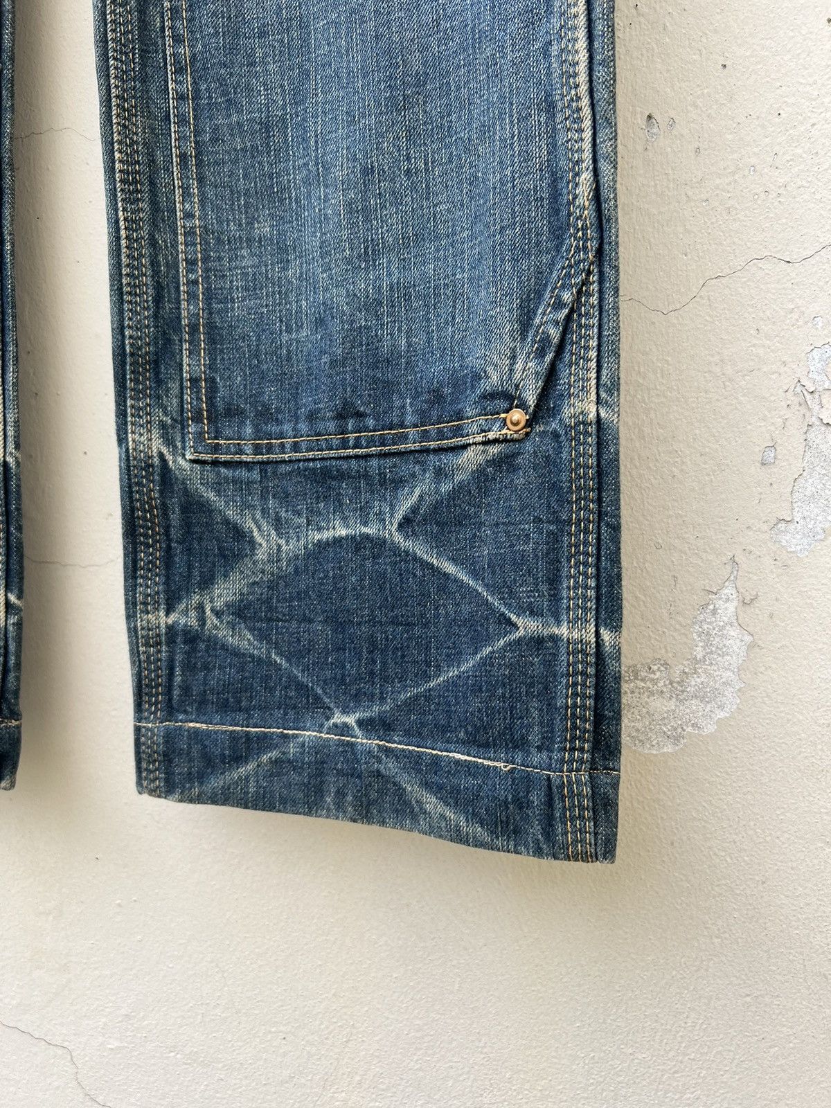 Vintage Vintage MEDICAL BRANCH Japan Heavy Denim Dirty Work Jeans Size US 30 / EU 46 - 12 Thumbnail