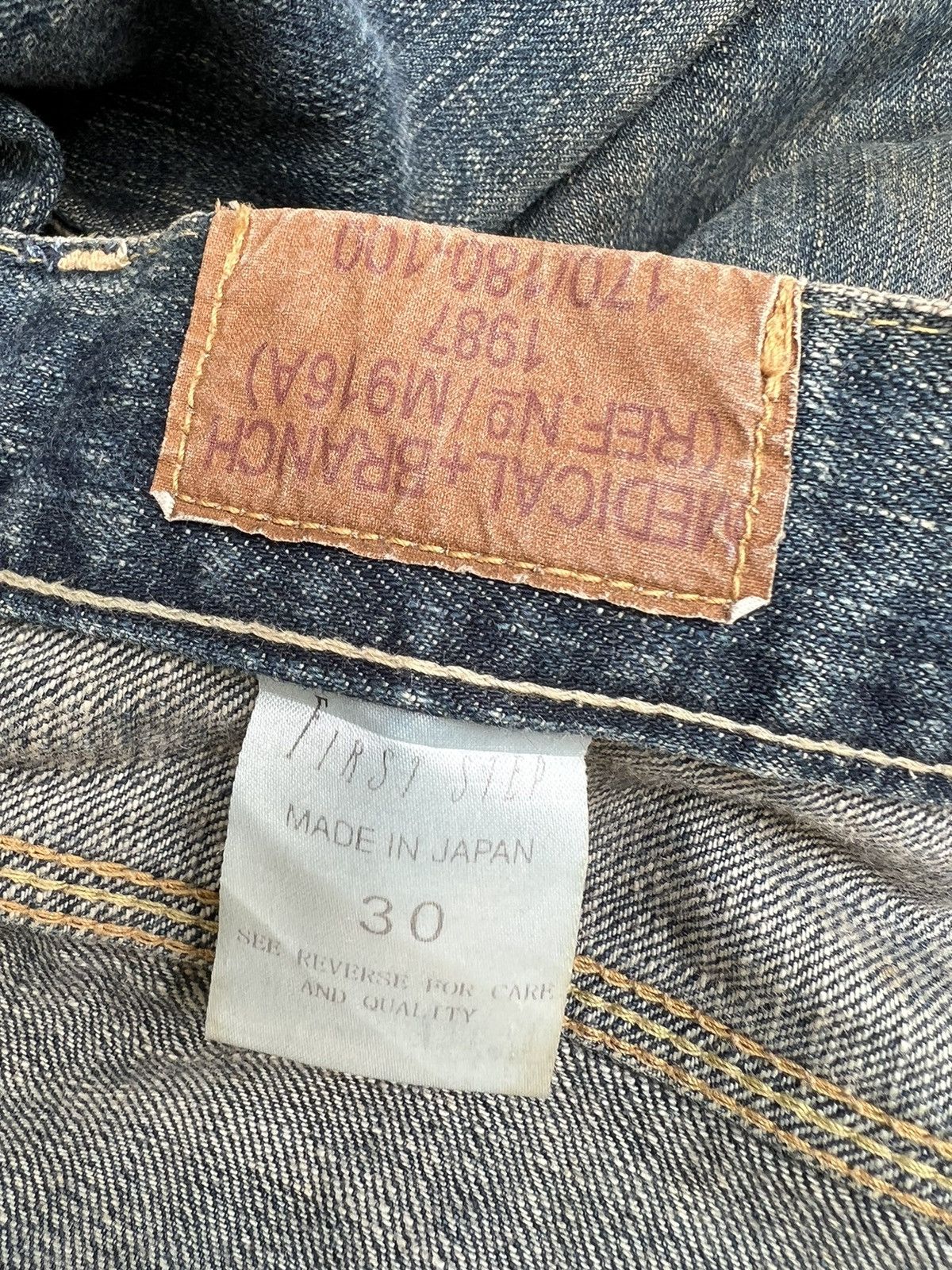 Vintage Vintage MEDICAL BRANCH Japan Heavy Denim Dirty Work Jeans Size US 30 / EU 46 - 24 Thumbnail