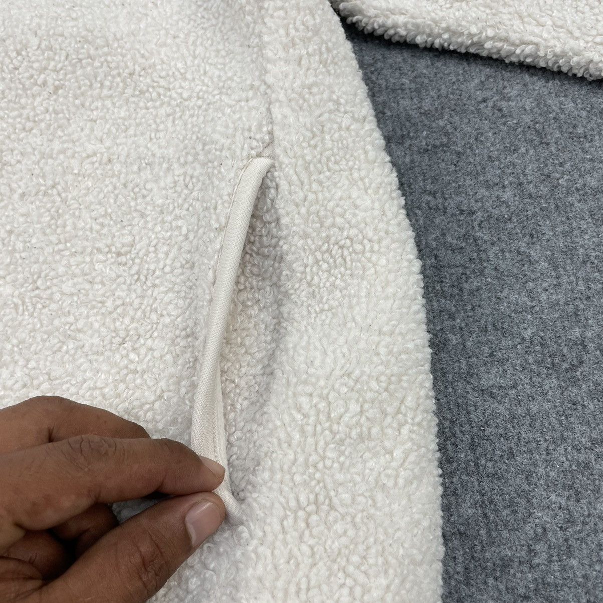 Japanese Brand × Uniqlo × Vintage Uniqlo Fleece Sherpa Jacket Size US L / EU 52-54 / 3 - 5 Thumbnail
