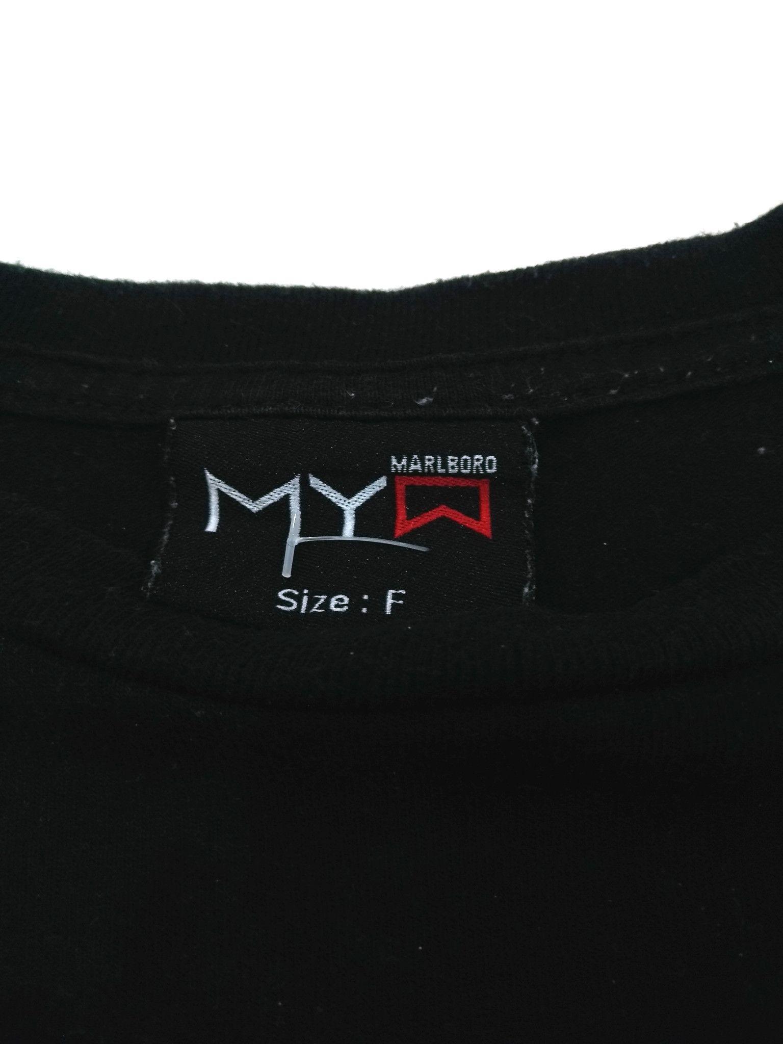 Designer × Marlboro RARE! MARLBORO ABSTRACT GRAPHIC FOOTBALL STYLE Size US M / EU 48-50 / 2 - 4 Thumbnail