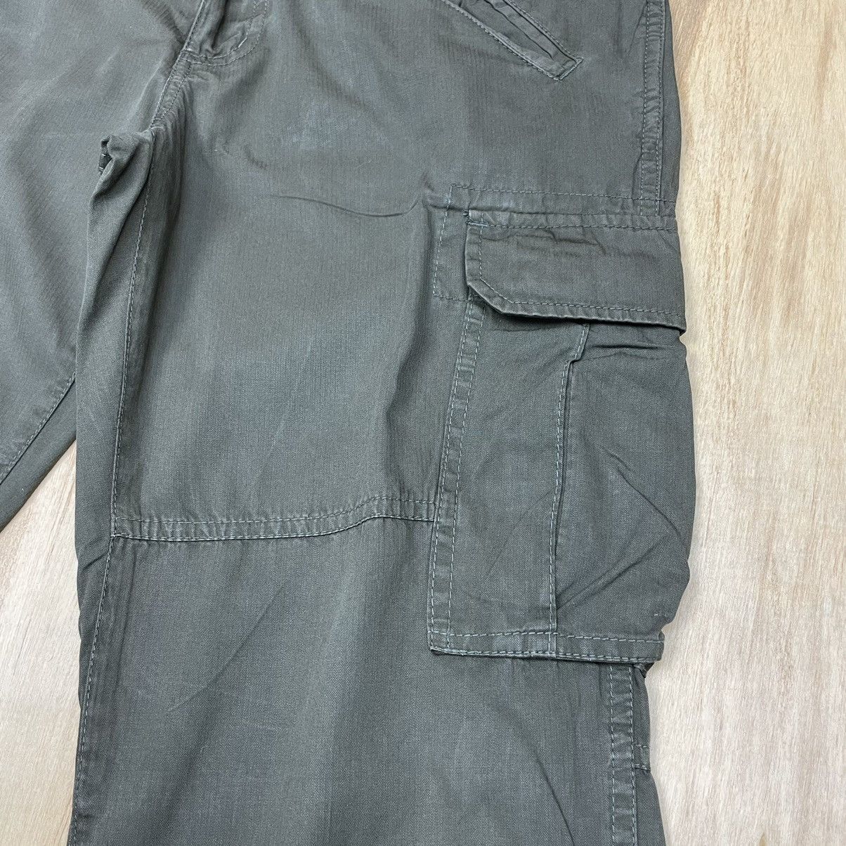 Japanese Brand Lowrys Farm Olive Green Cargo Pants Size US 31 - 5 Thumbnail