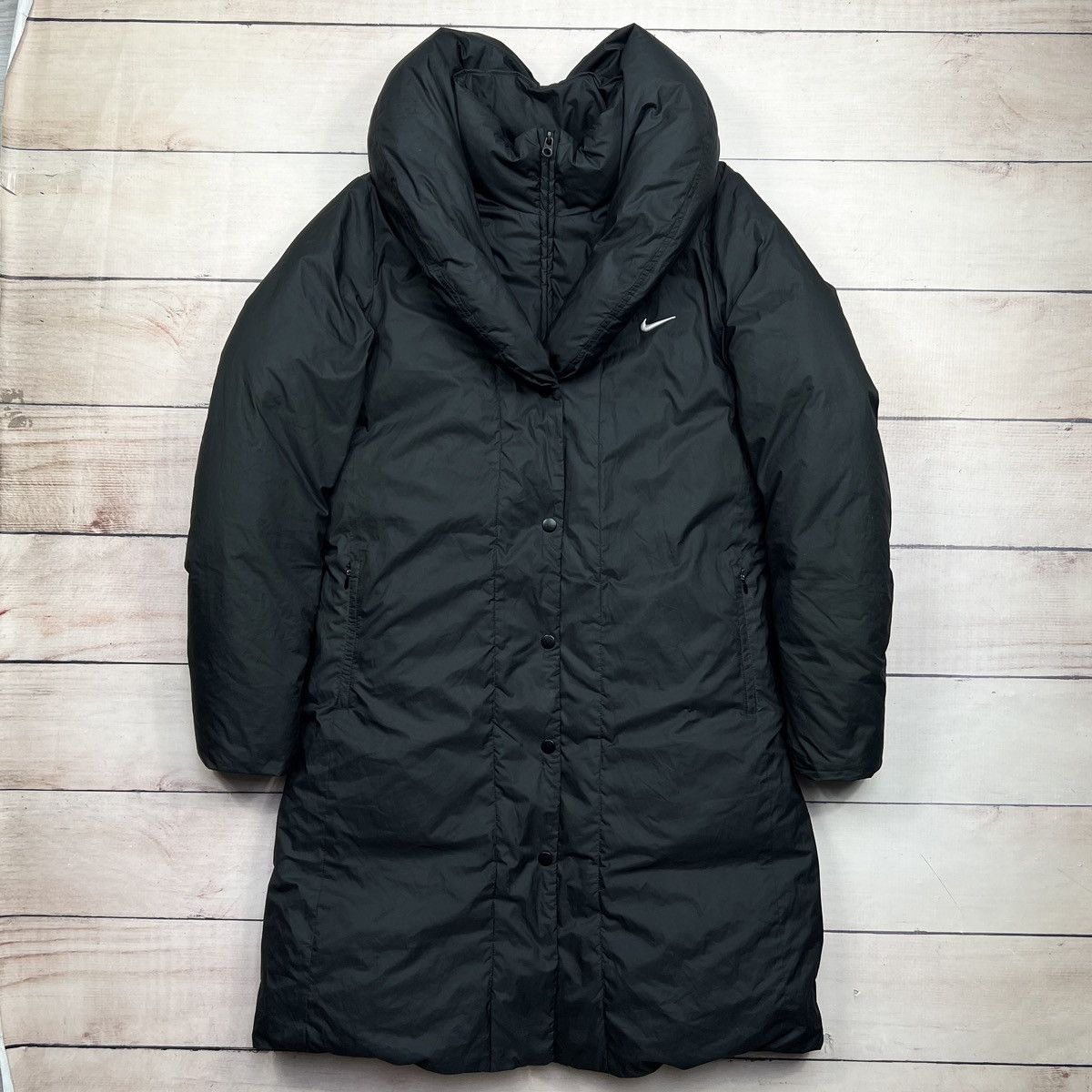 Nike × Vintage Vintage Nike Swoosh Black Down Parka Jacket Retro Y2K Size M / US 6-8 / IT 42-44 - 1 Thumbnail