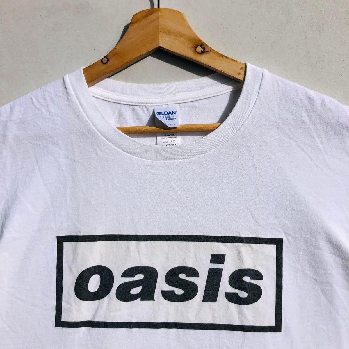Band Tees 🔥Accept Binding Offer🔥 Oasis Size US L / EU 52-54 / 3 - 2 Thumbnail