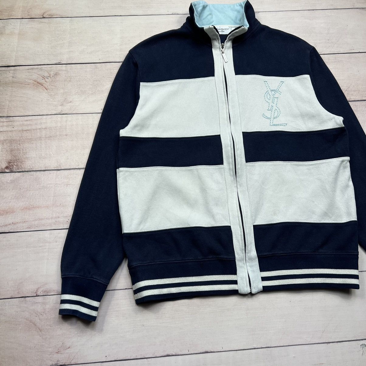 Yves Saint Laurent Vintage Yves Saint Laurent Sweatshirt Zip Navy Beige Logo Size US L / EU 52-54 / 3 - 2 Thumbnail