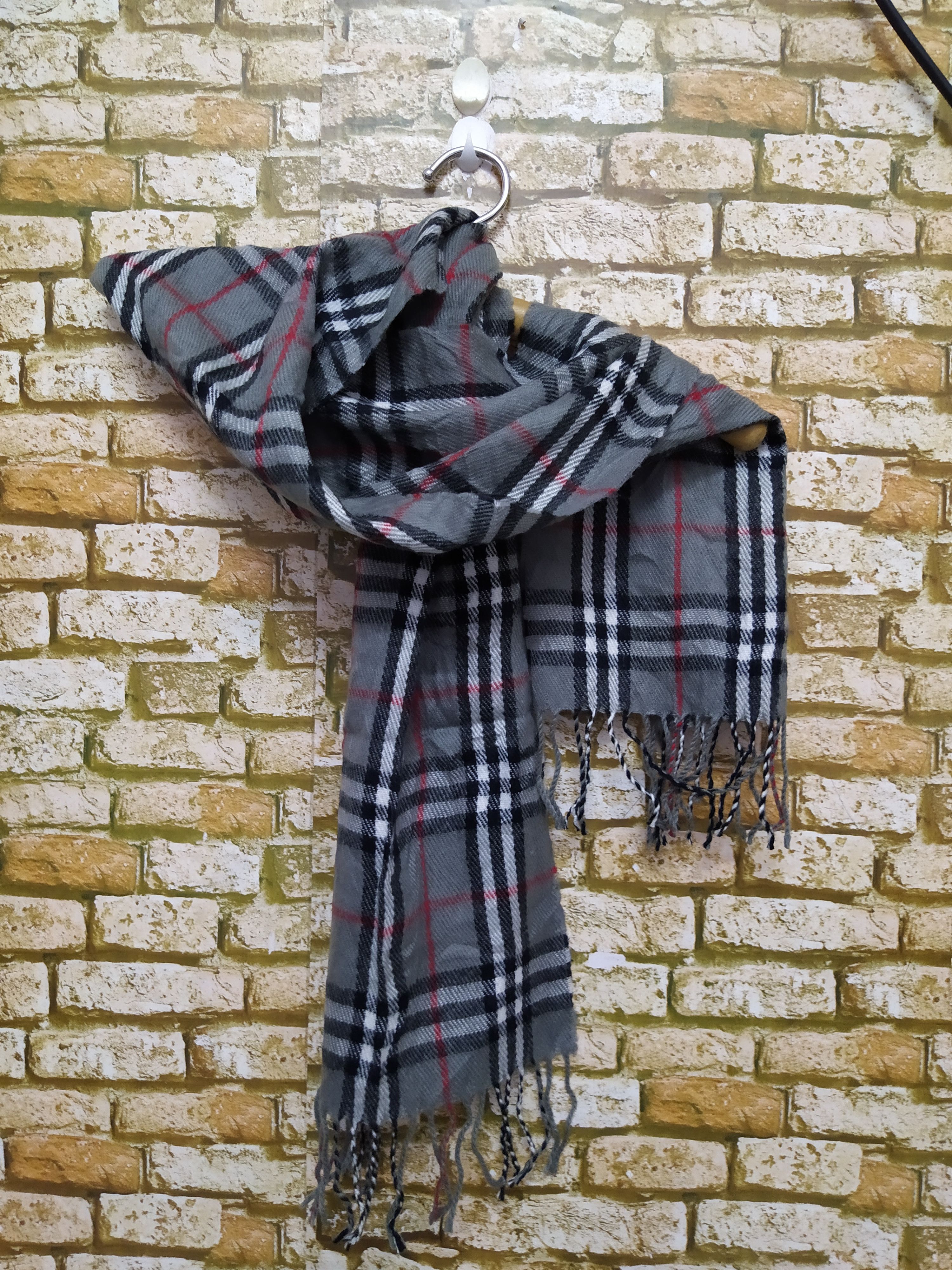 Burberry BURBERRY MUFFKER SCARVES NOVA CHECK LAMBWOOLS (C56) Size ONE SIZE - 1 Thumbnail