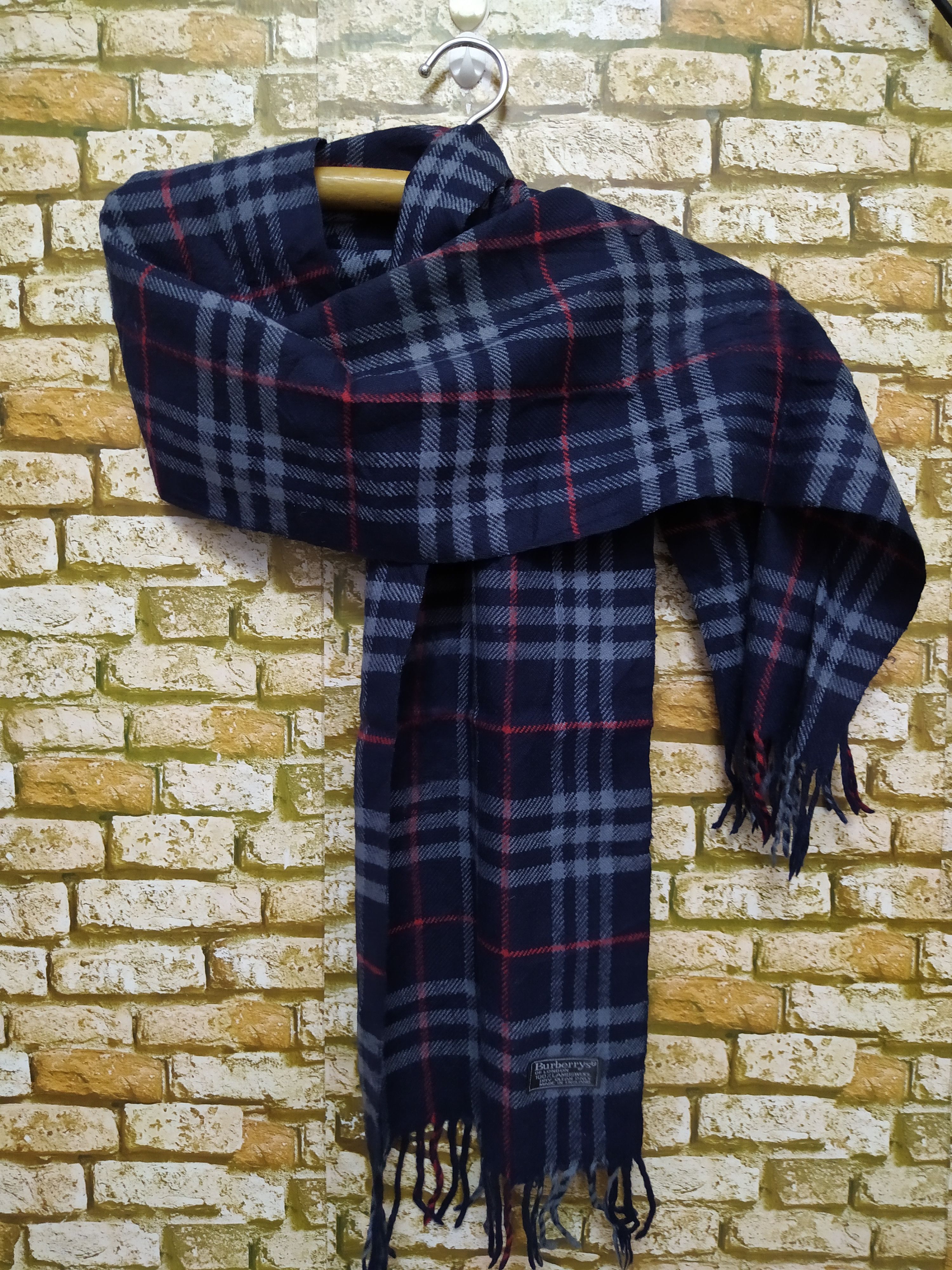 Burberry BURBERRY MUFFKER SCARVES NOVA CHECK LAMBWOOLS (C57) Size ONE SIZE - 1 Thumbnail